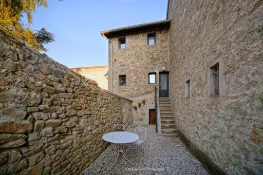 Patio in gîte Les Marronniers