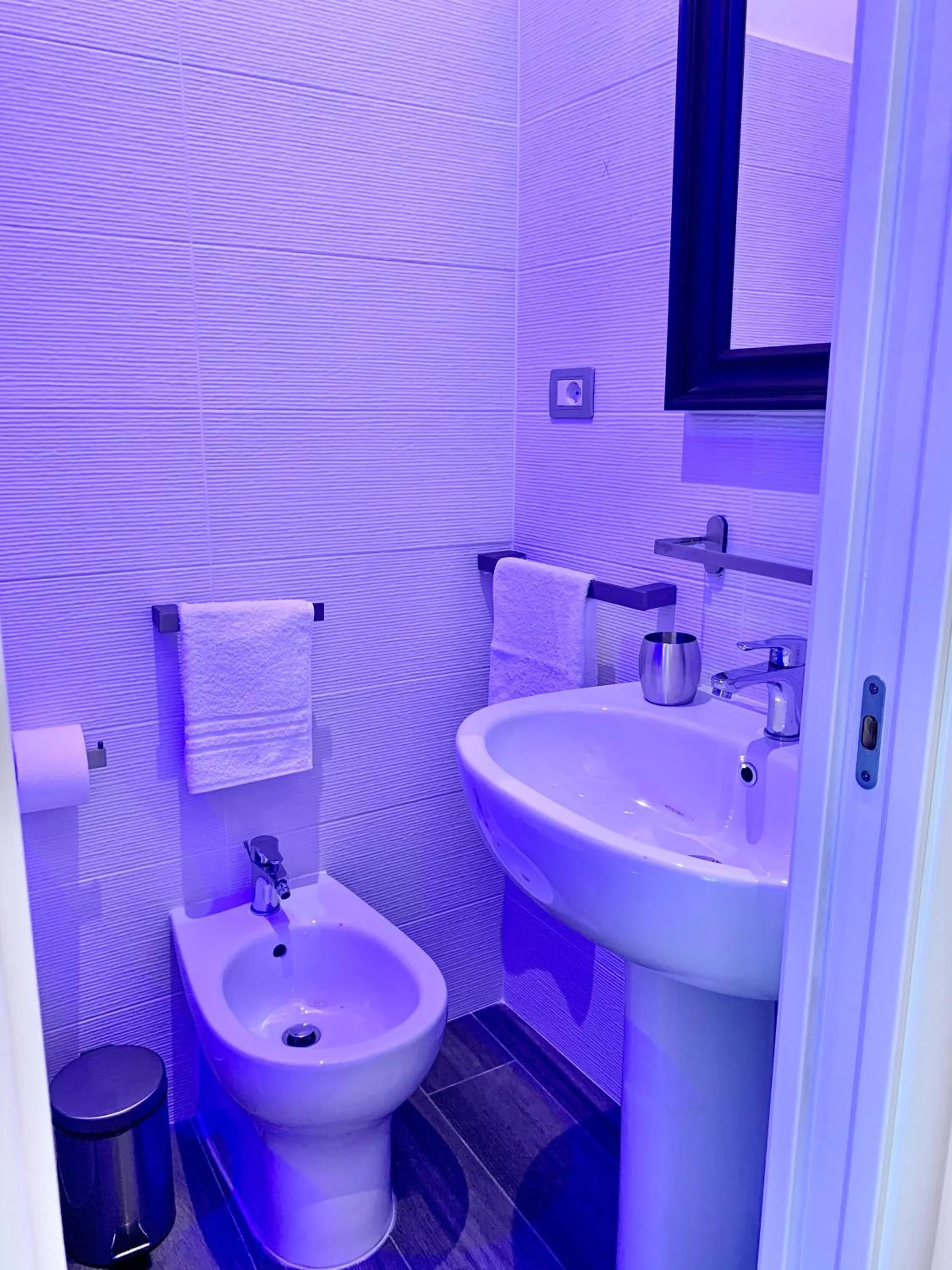 Bathroom in 4 Vatican Rooms