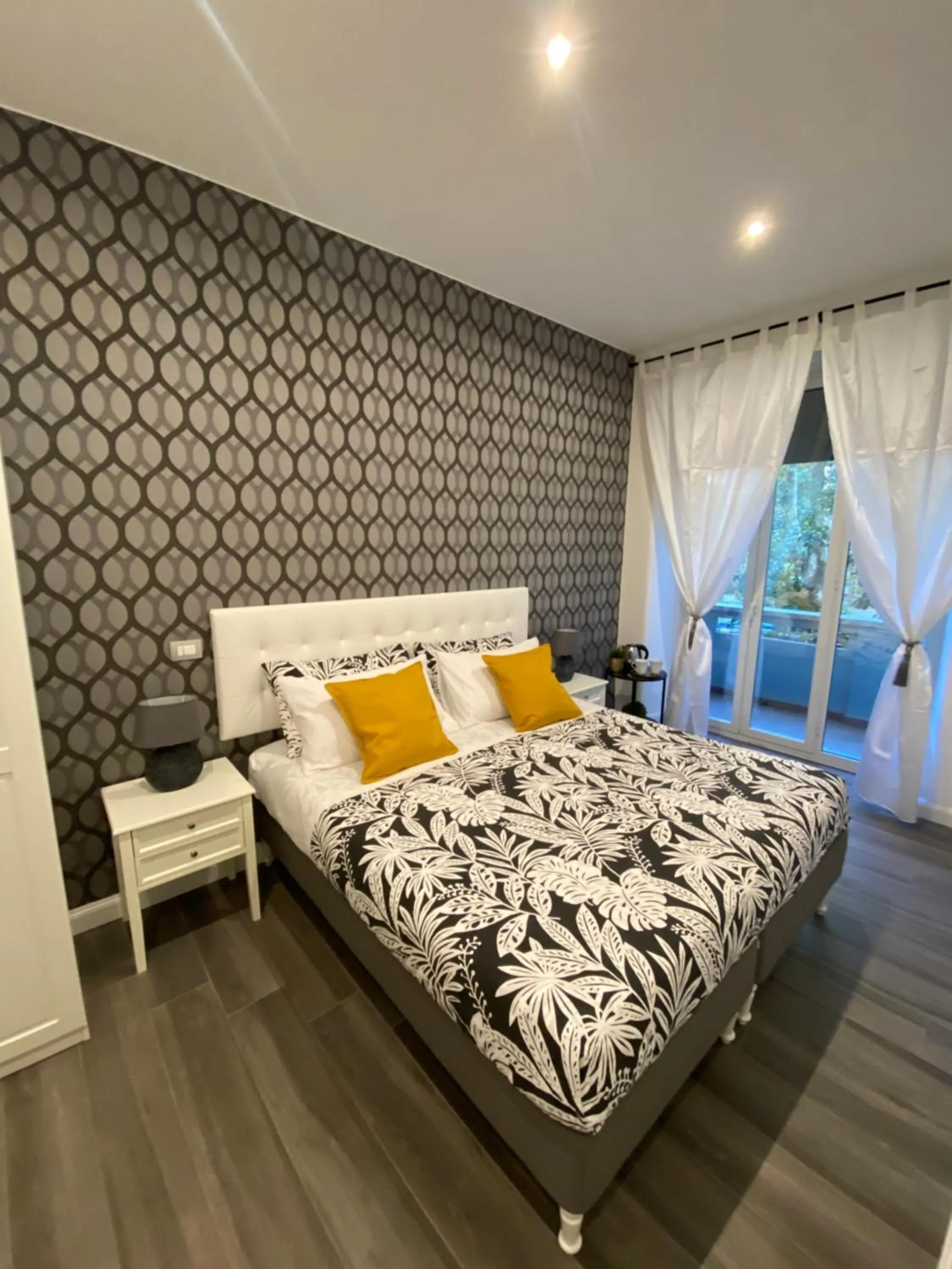 Bed in 4 Vatican Rooms