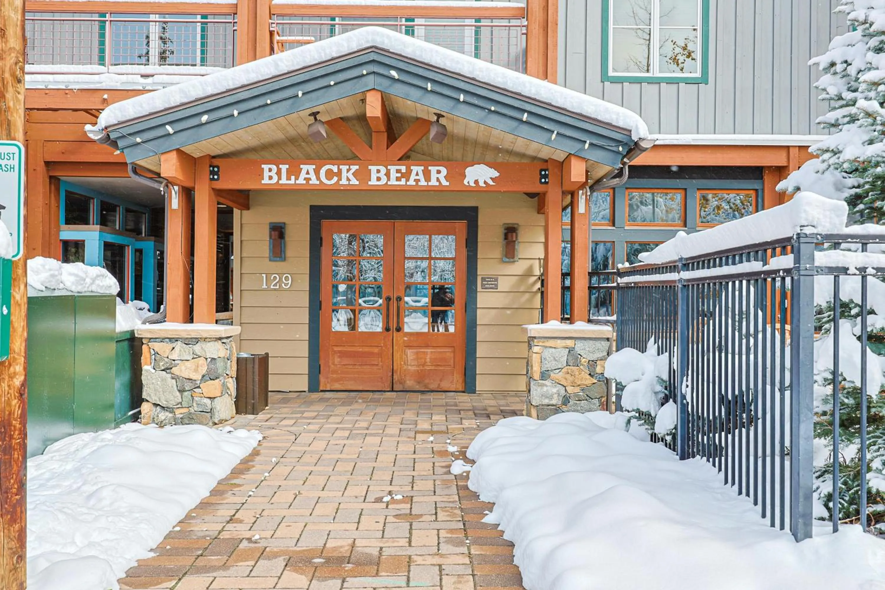 Property building in Black Bear 2 Bed 2 Bath BBCS
