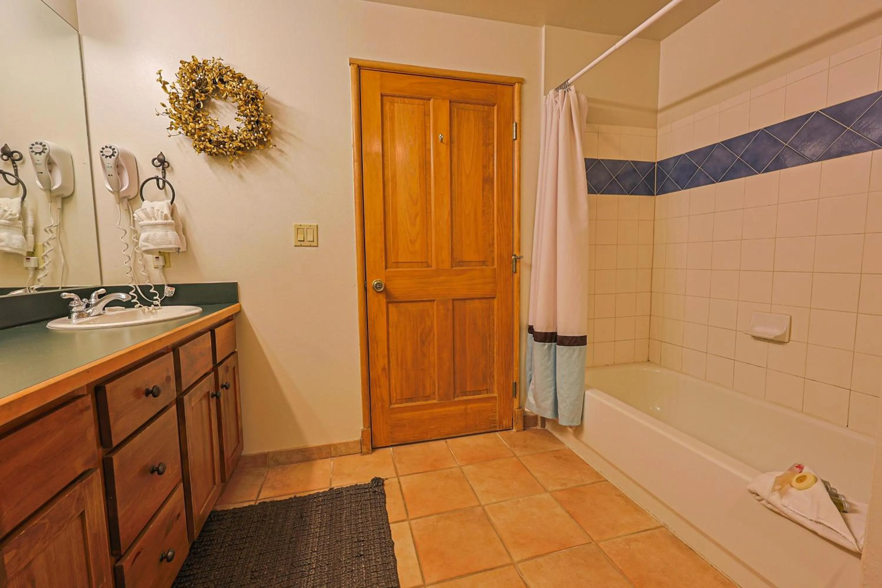 Shower in Black Bear 2 Bed 2 Bath BBCS