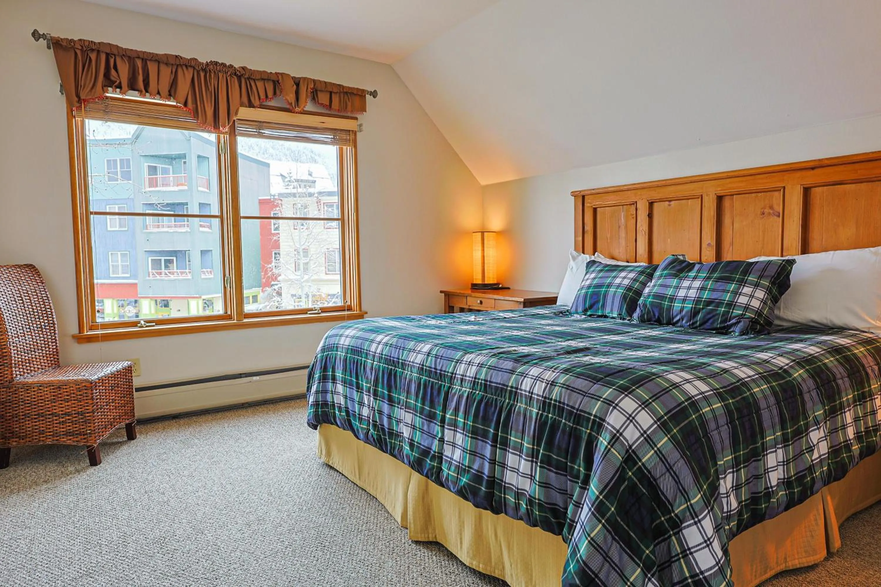 Bedroom, Bed in Black Bear 2 Bed 2 Bath BBCS