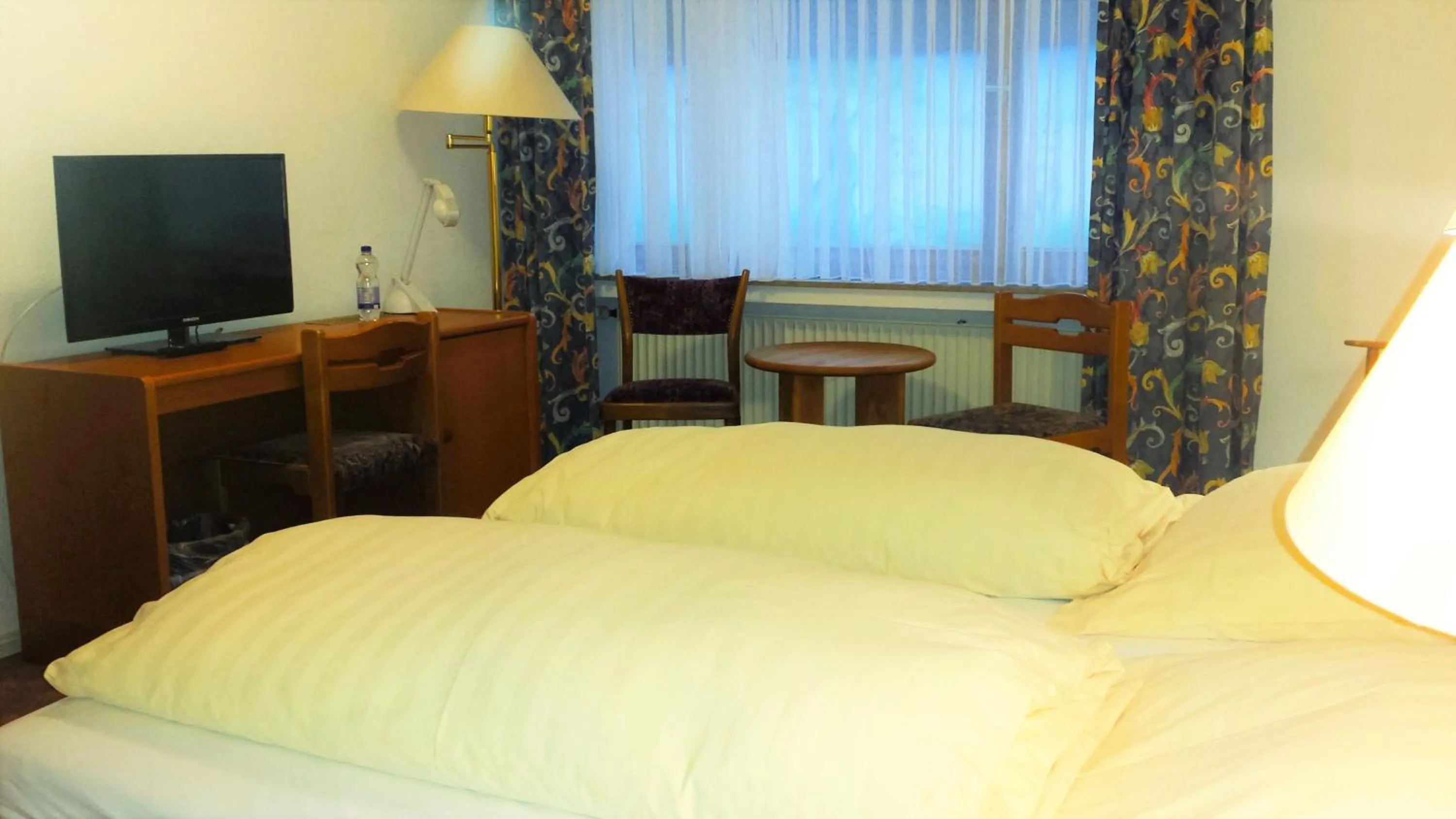Photo of the whole room, Bed in Siegerland-Hotel