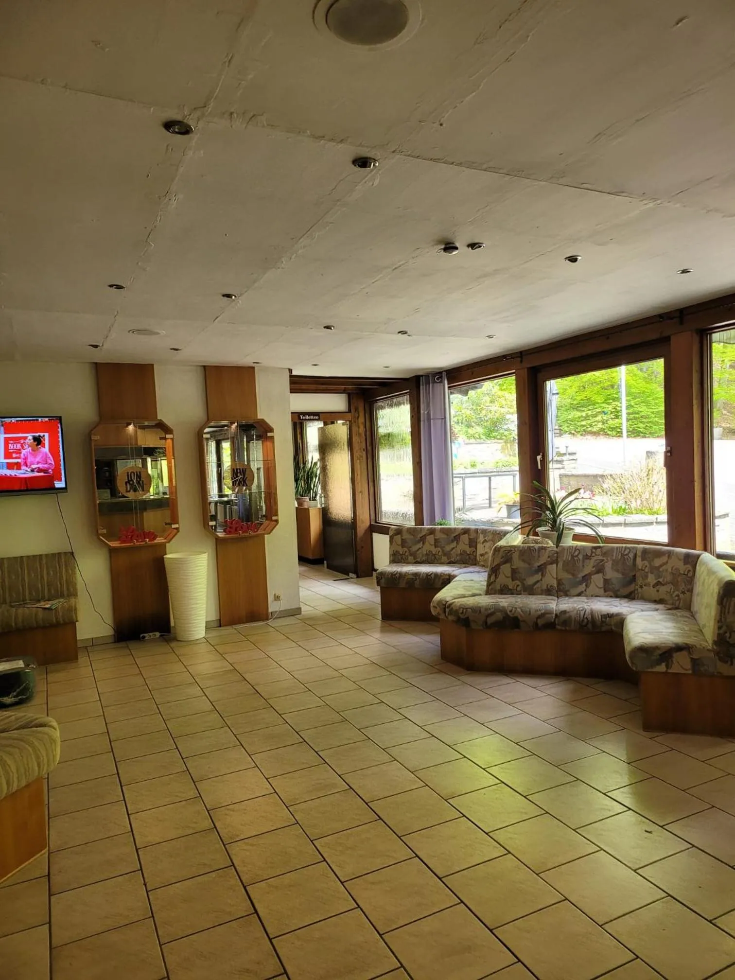 Lobby or reception in Siegerland-Hotel