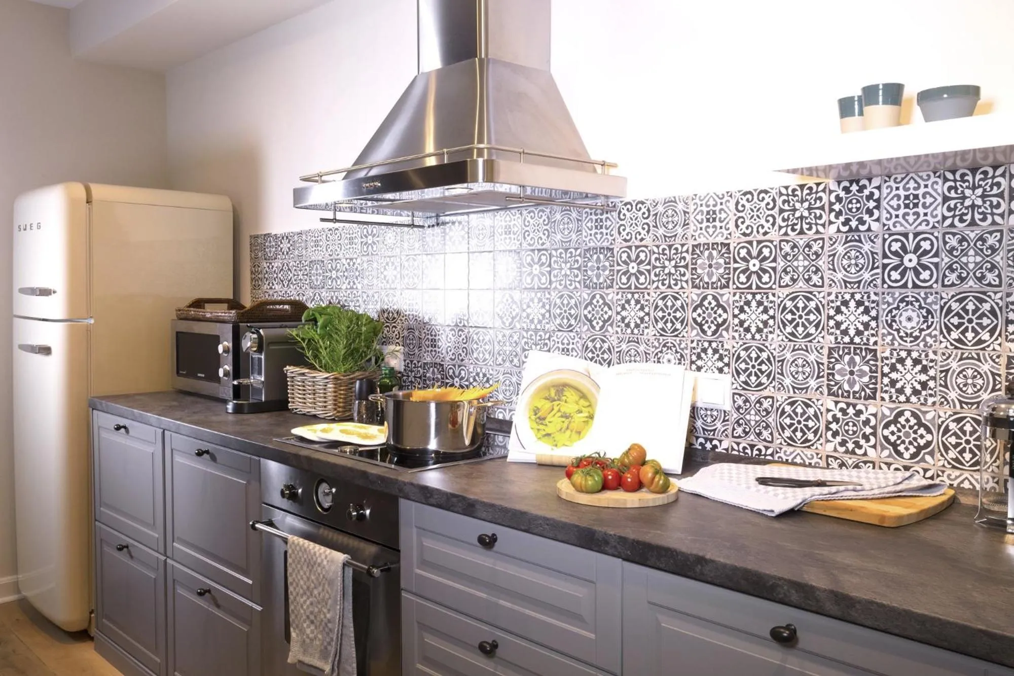 Photo of the whole room in von Deska Townhouses - Ivy House