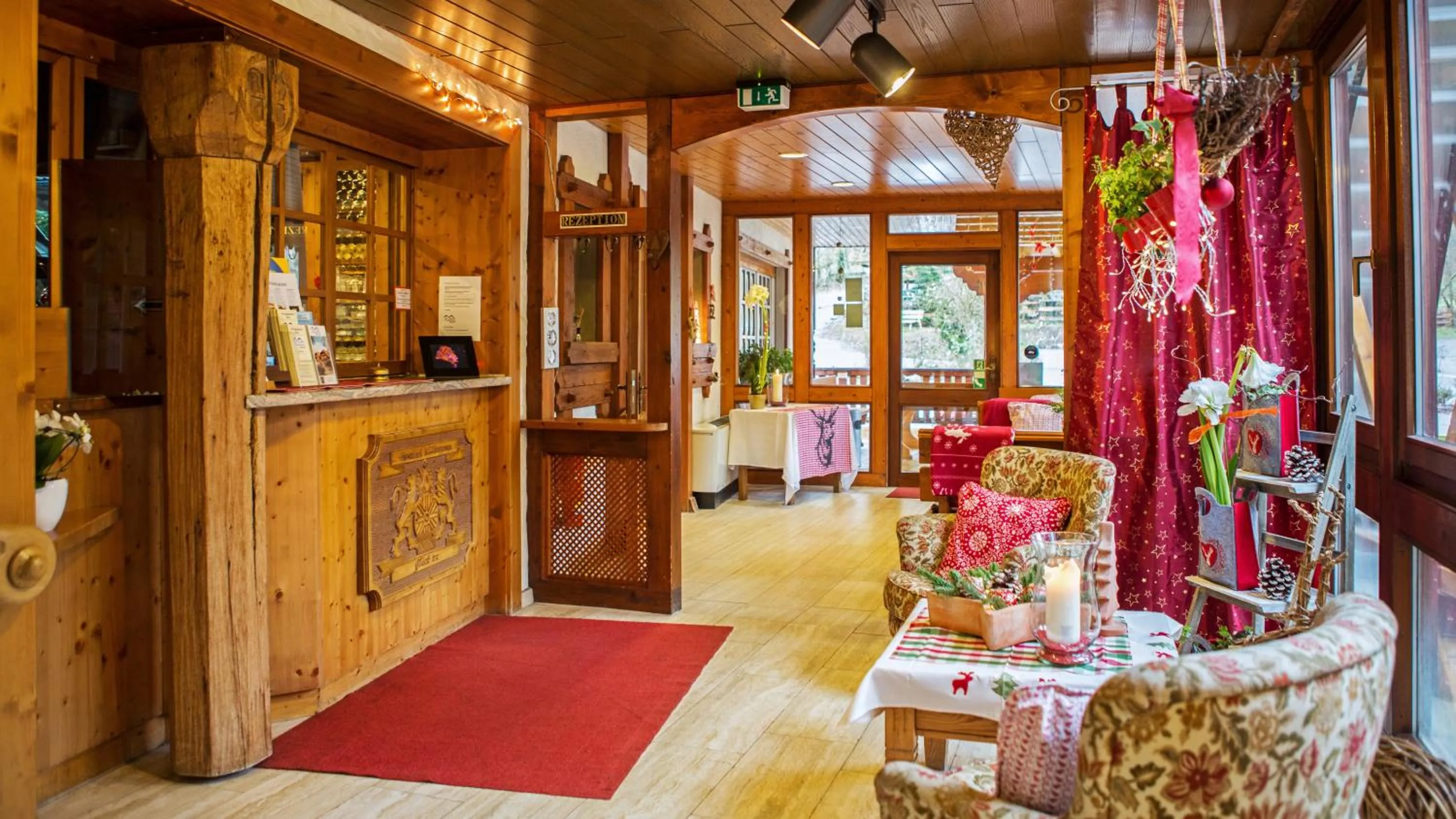Lobby or reception in Landhotel Untere Kapfenhardter Mühle