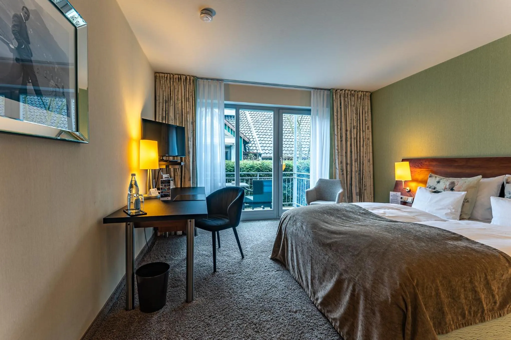 Photo of the whole room, Bed in Wellings Romantik Hotel zur Linde