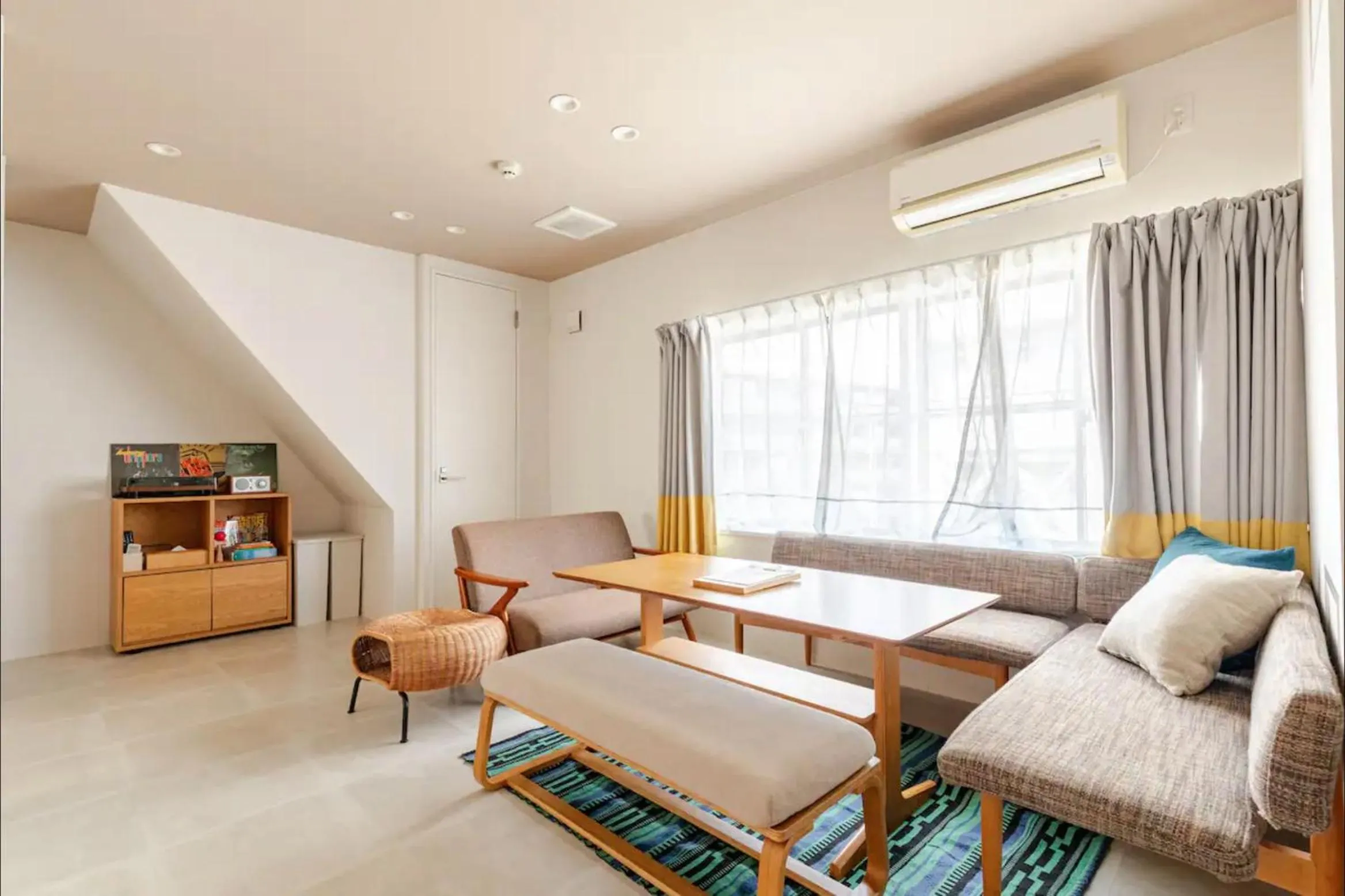 8b HOTEL -Osaka Nishikujo APARTMENT-