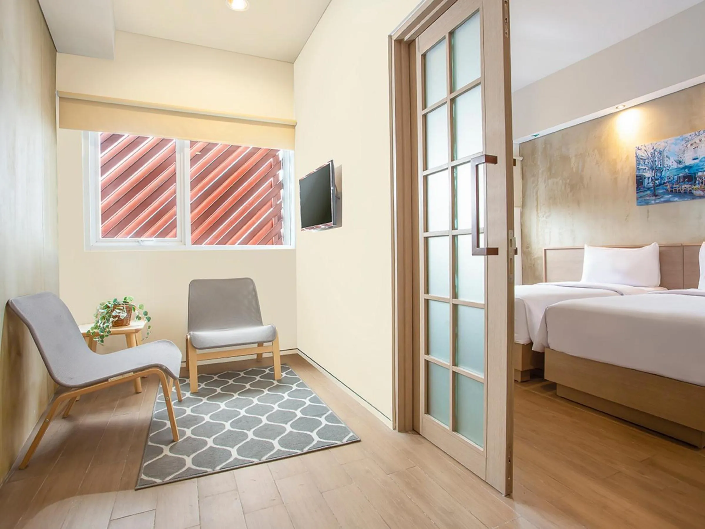 Bedroom, Bed in Swiss-Belexpress Cilegon