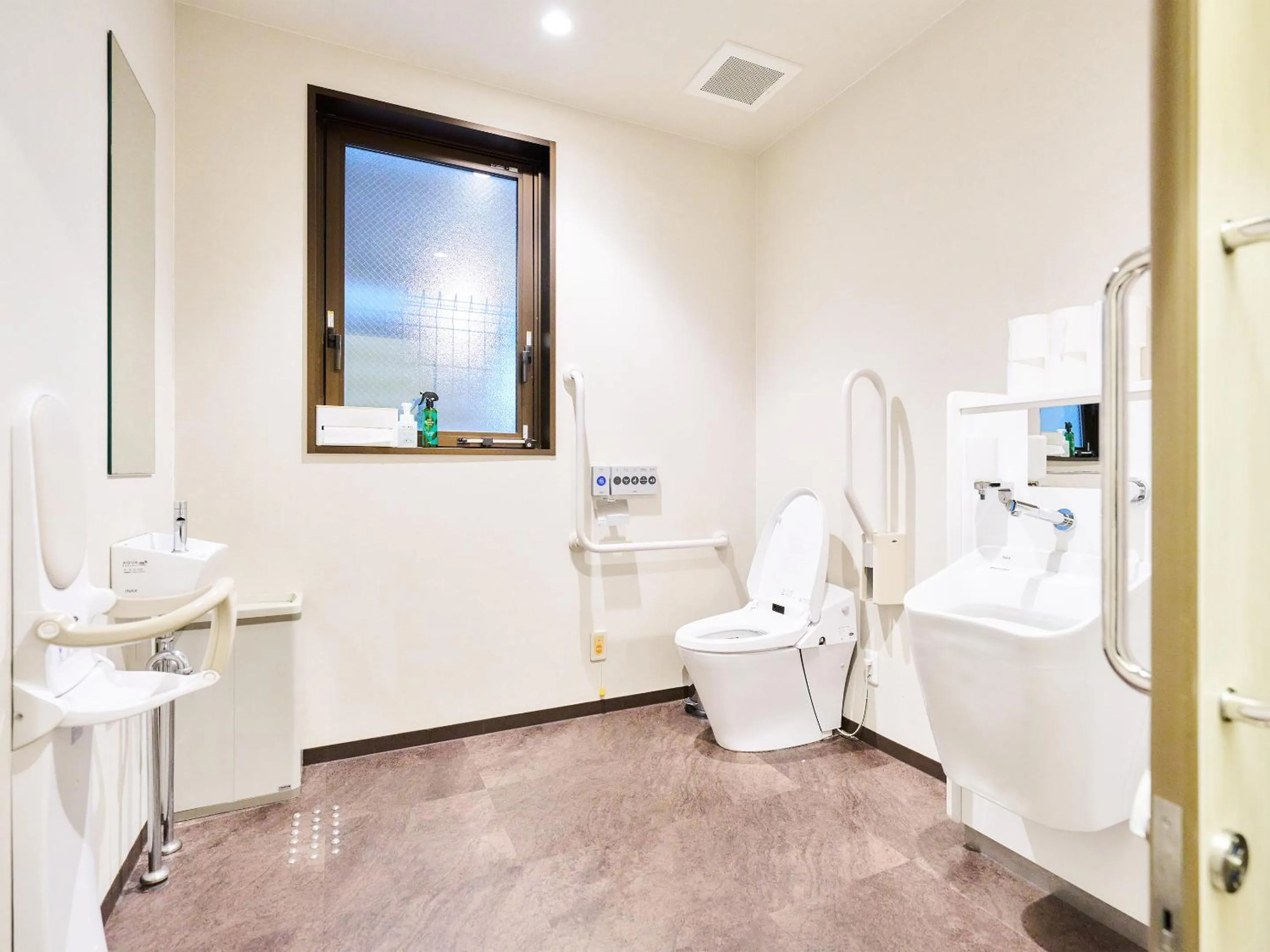 Toilet in Hotel Meldia Shijo Kawaramachi Annex