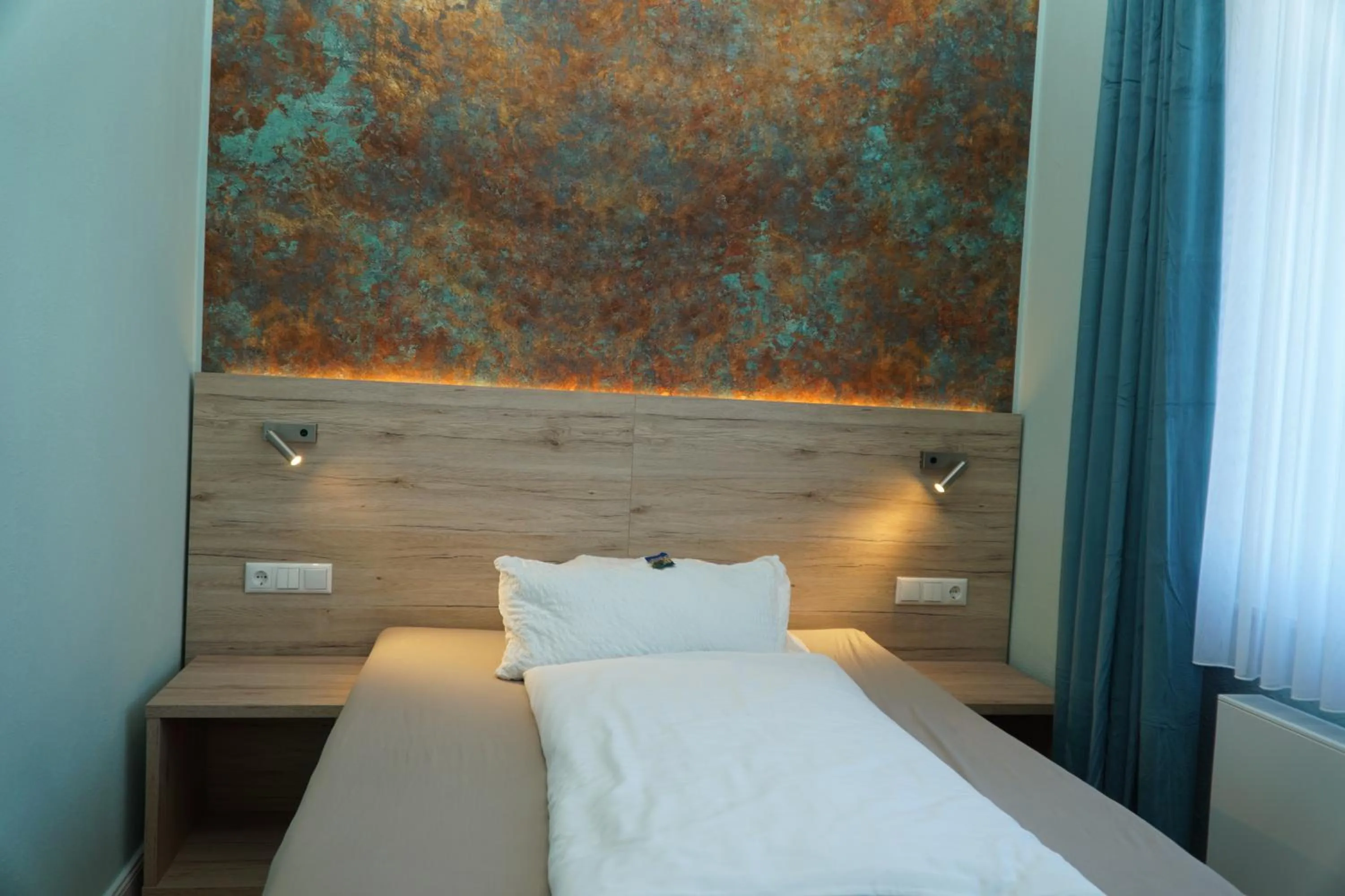 Photo of the whole room, Bed in Hotel-Pension Am Böhmepark