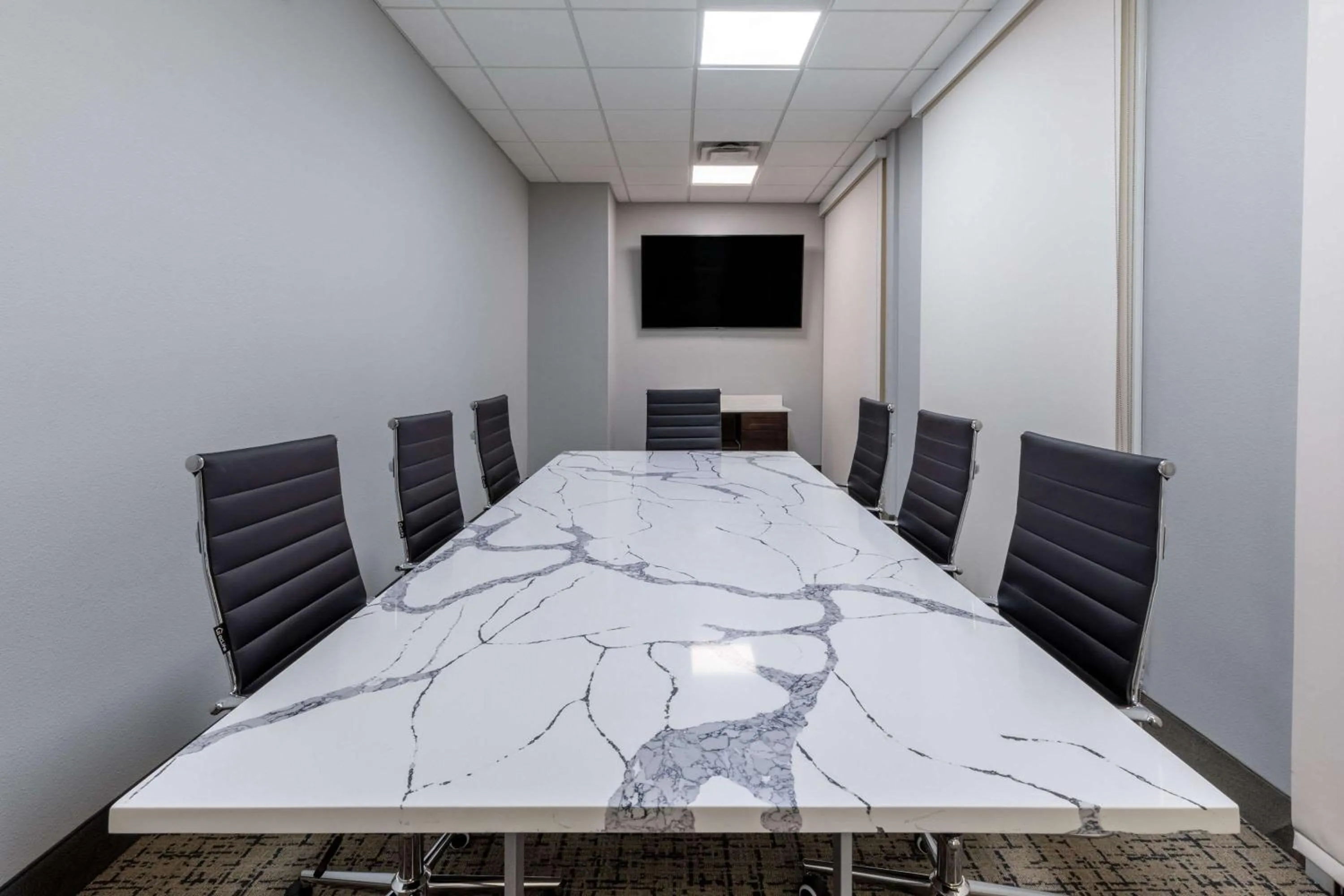 Bedroom in La Quinta Inn & Suites by Wyndham Dallas - Frisco Stadium