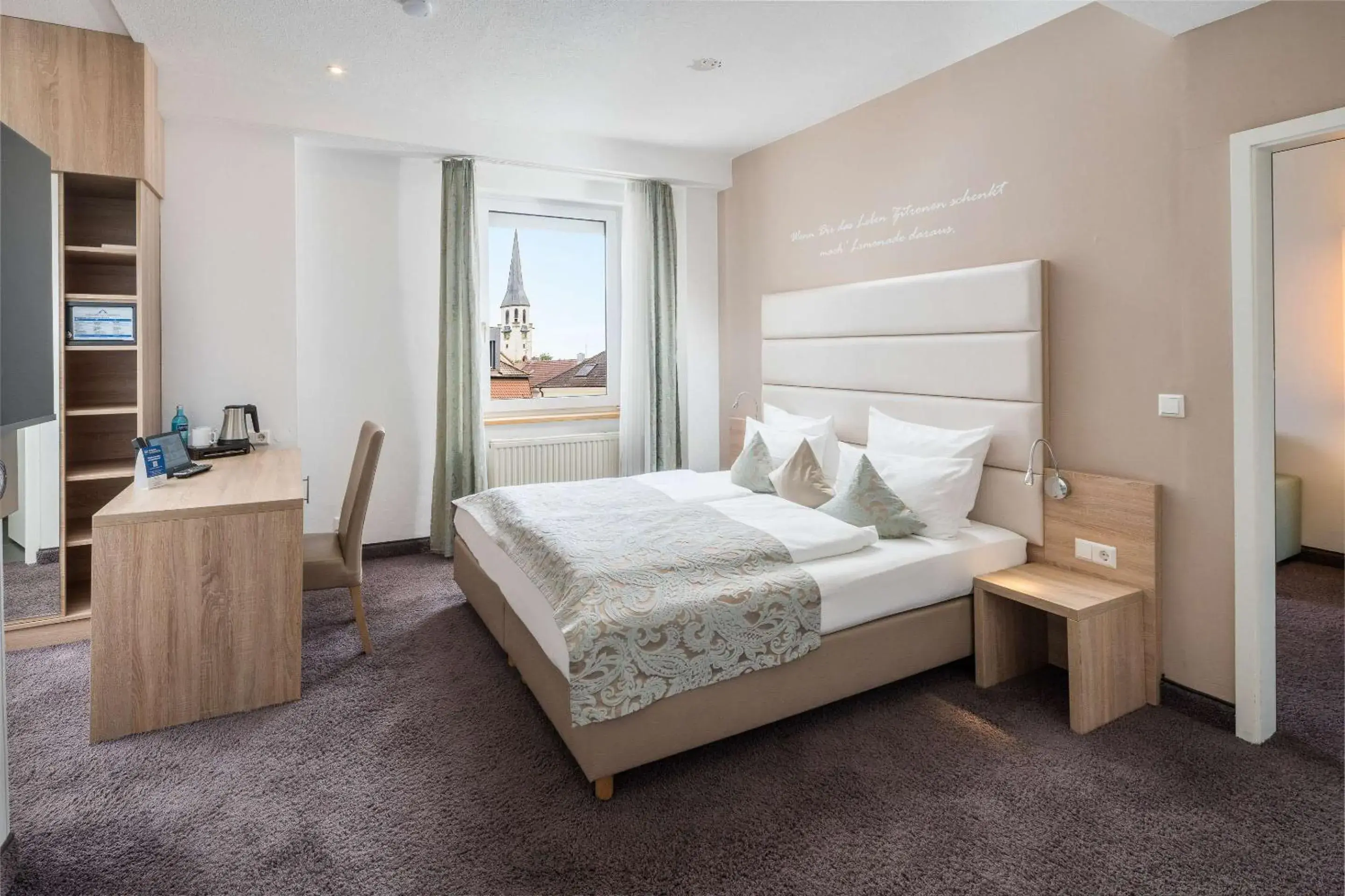 Suite With Two Rooms - single occupancy in Best Western Hotel Lamm Suite With Two Rooms - single occupancy in Best Western Hotel Lamm