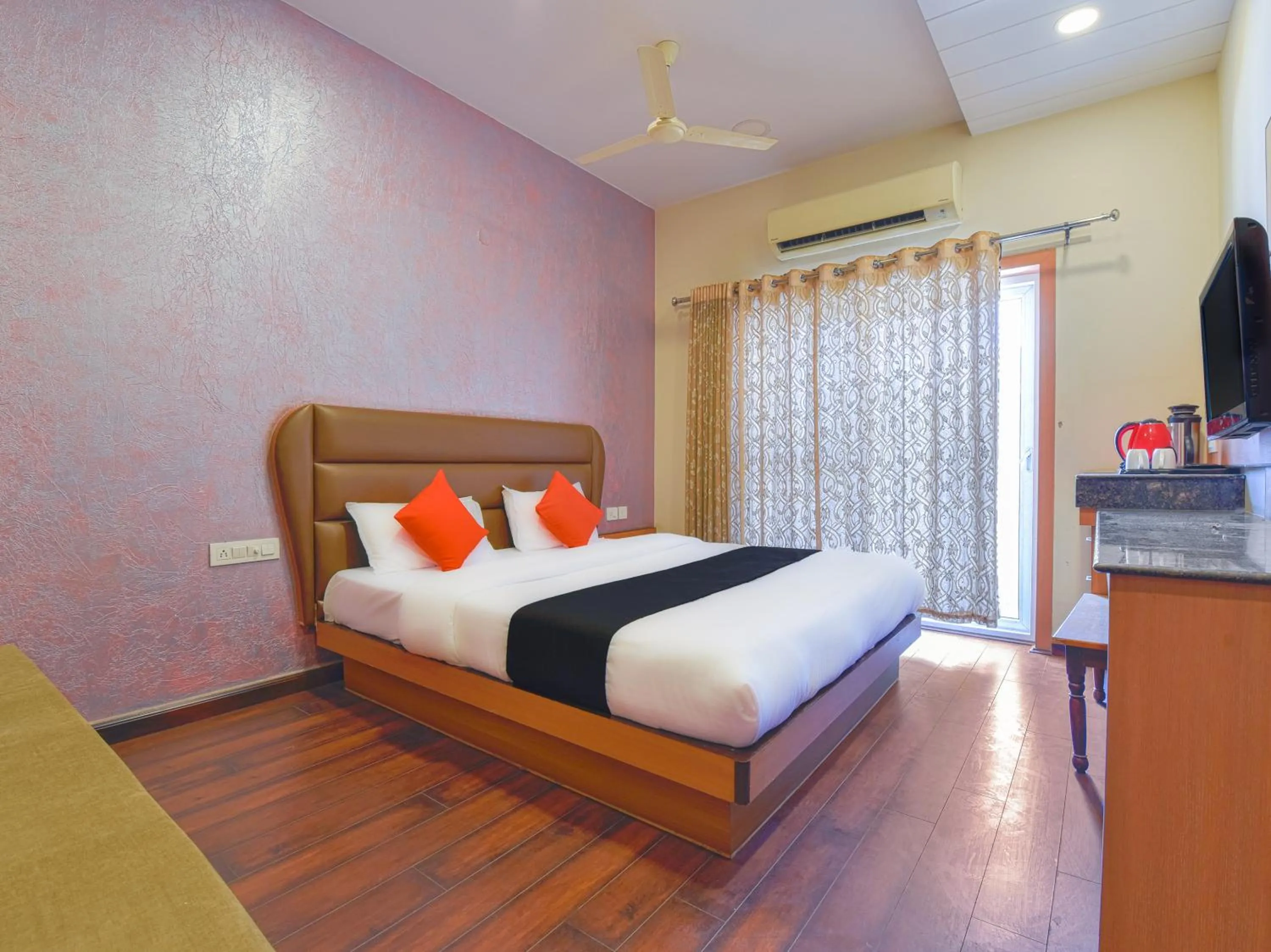 Photo of the whole room, Bed in Hotel Anuvibha Malviya Nagar