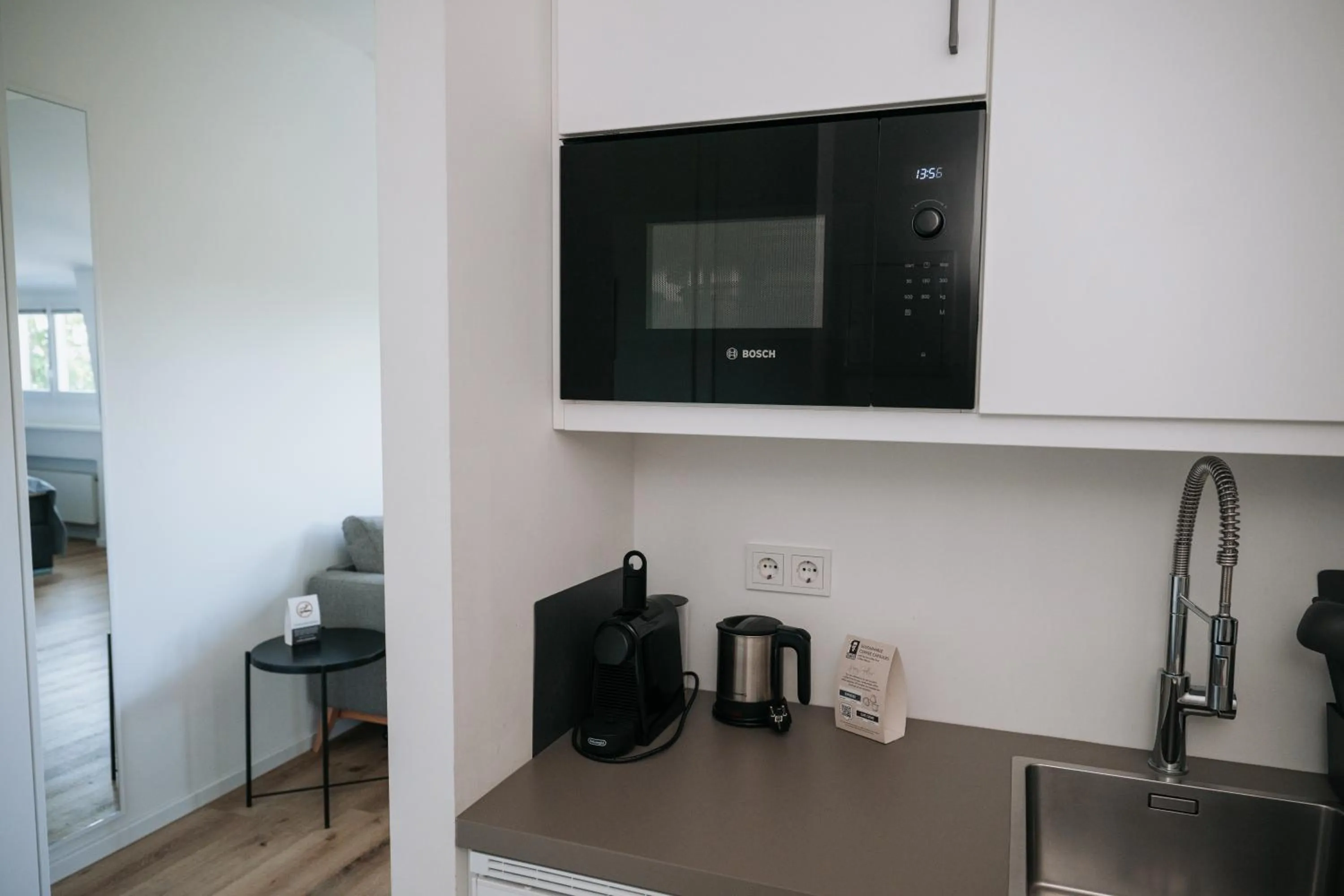 kitchen in Coffee Fellows Hotel & Longstay