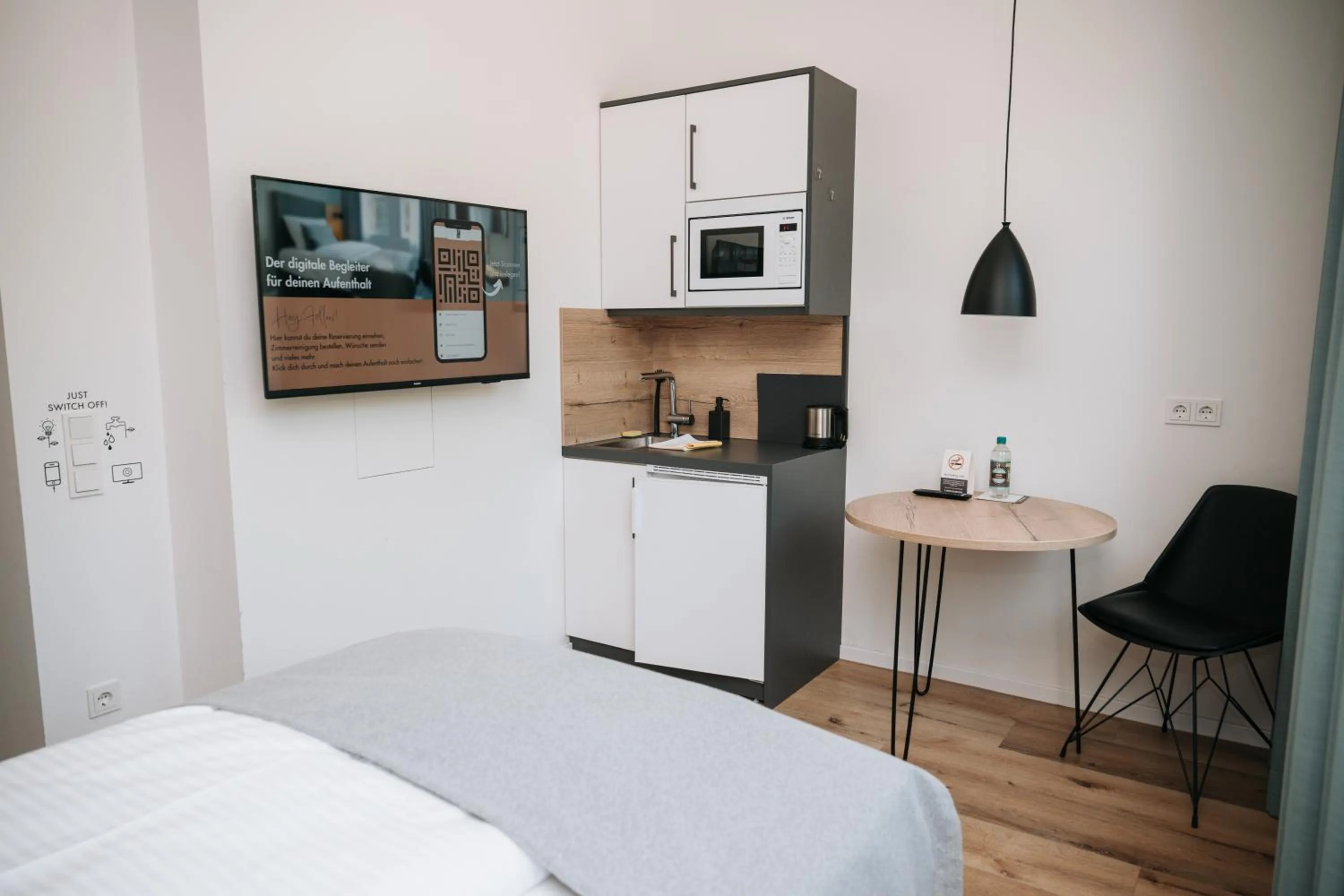 kitchen, Bed in Coffee Fellows Hotel & Longstay