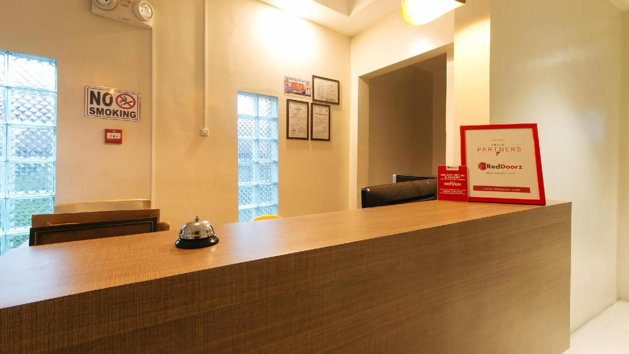 Lobby or reception in RedDoorz @ Golite Old Albay