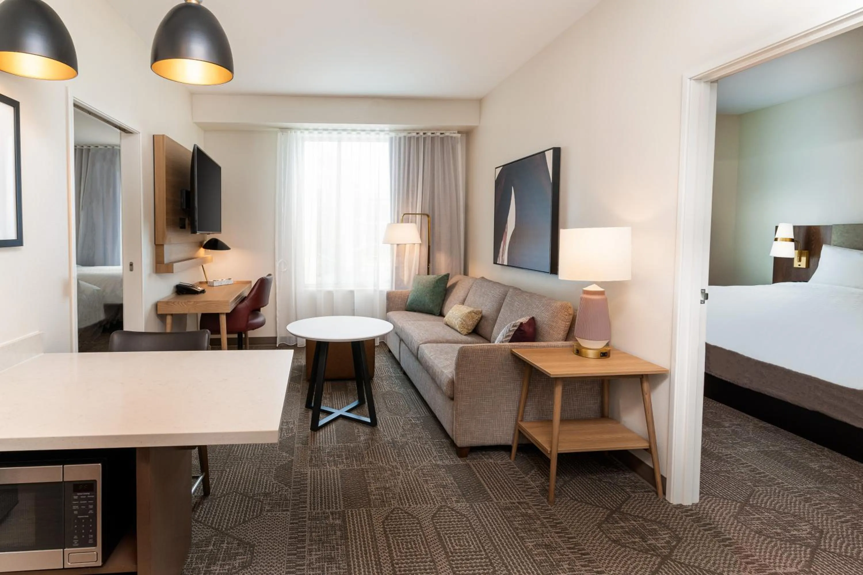 Living room, Bed in Staybridge Suites - Nashville - Vanderbilt by IHG