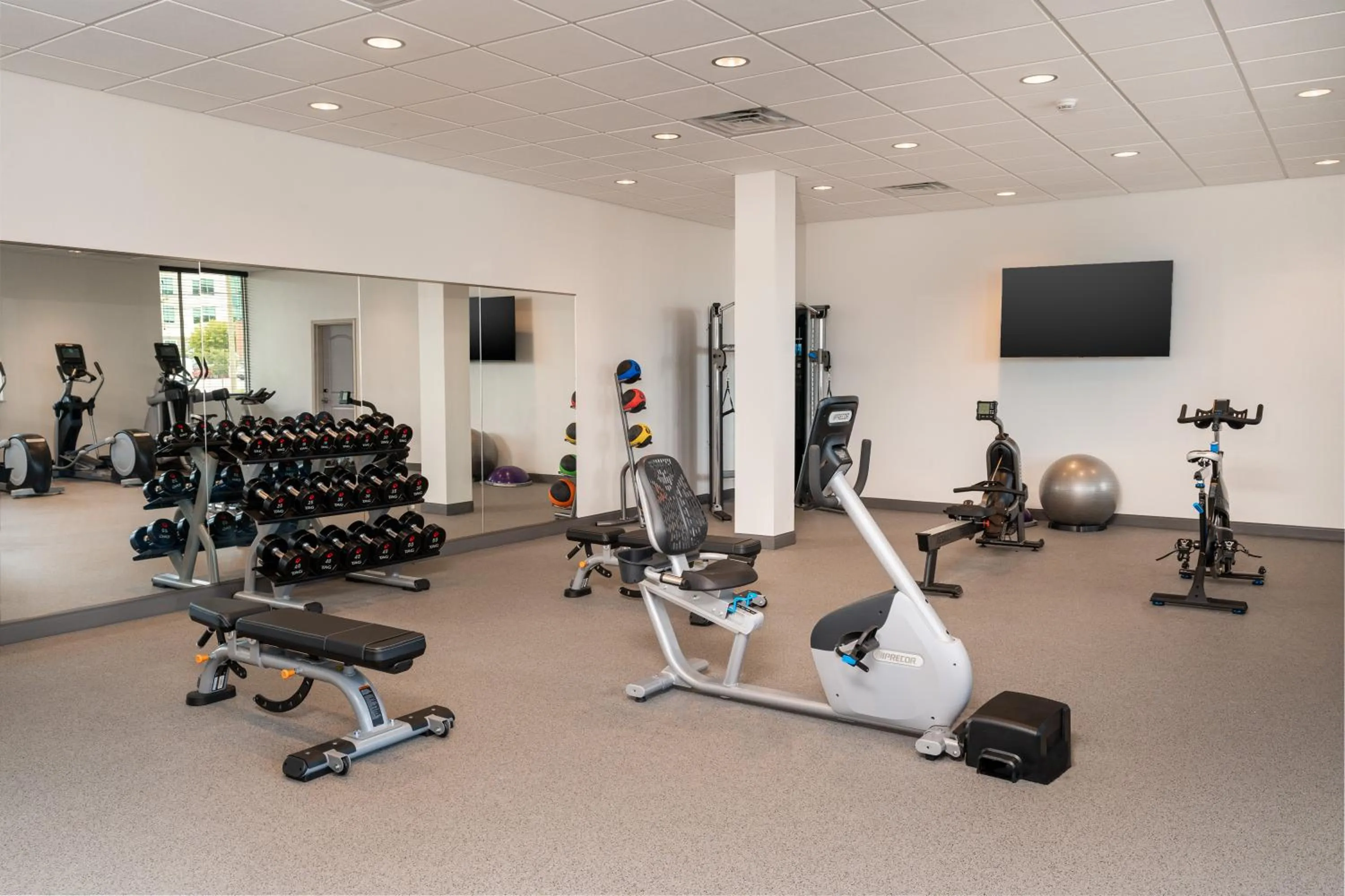 Fitness centre/facilities in Staybridge Suites - Nashville - Vanderbilt by IHG