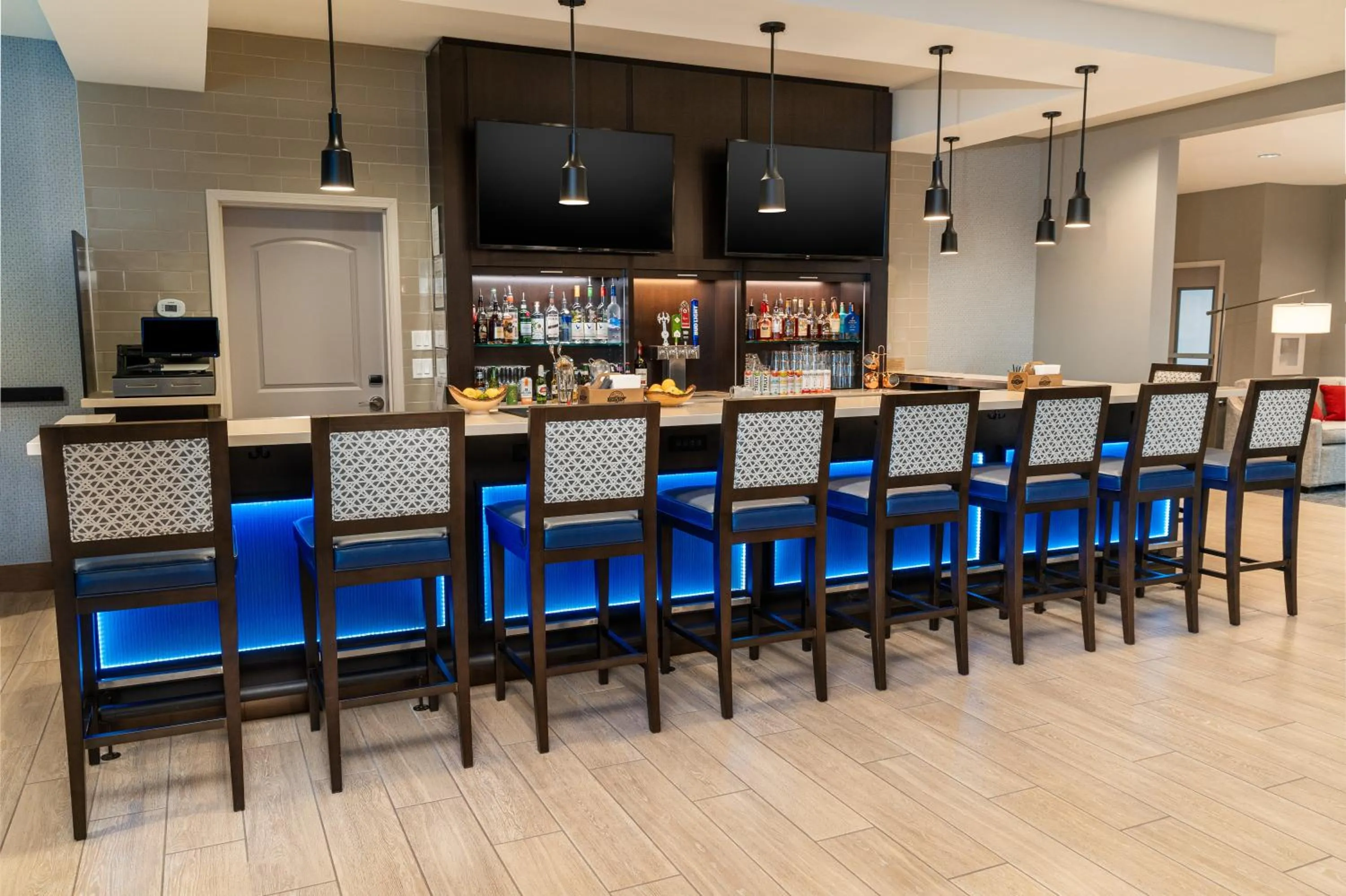 Restaurant/places to eat in Staybridge Suites - Nashville - Vanderbilt by IHG