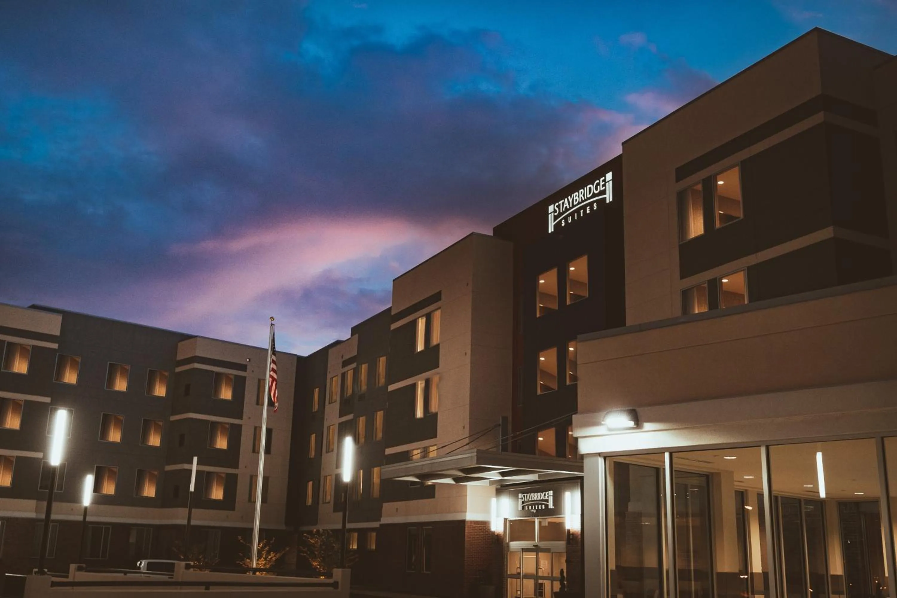 Property building in Staybridge Suites - Nashville - Vanderbilt by IHG