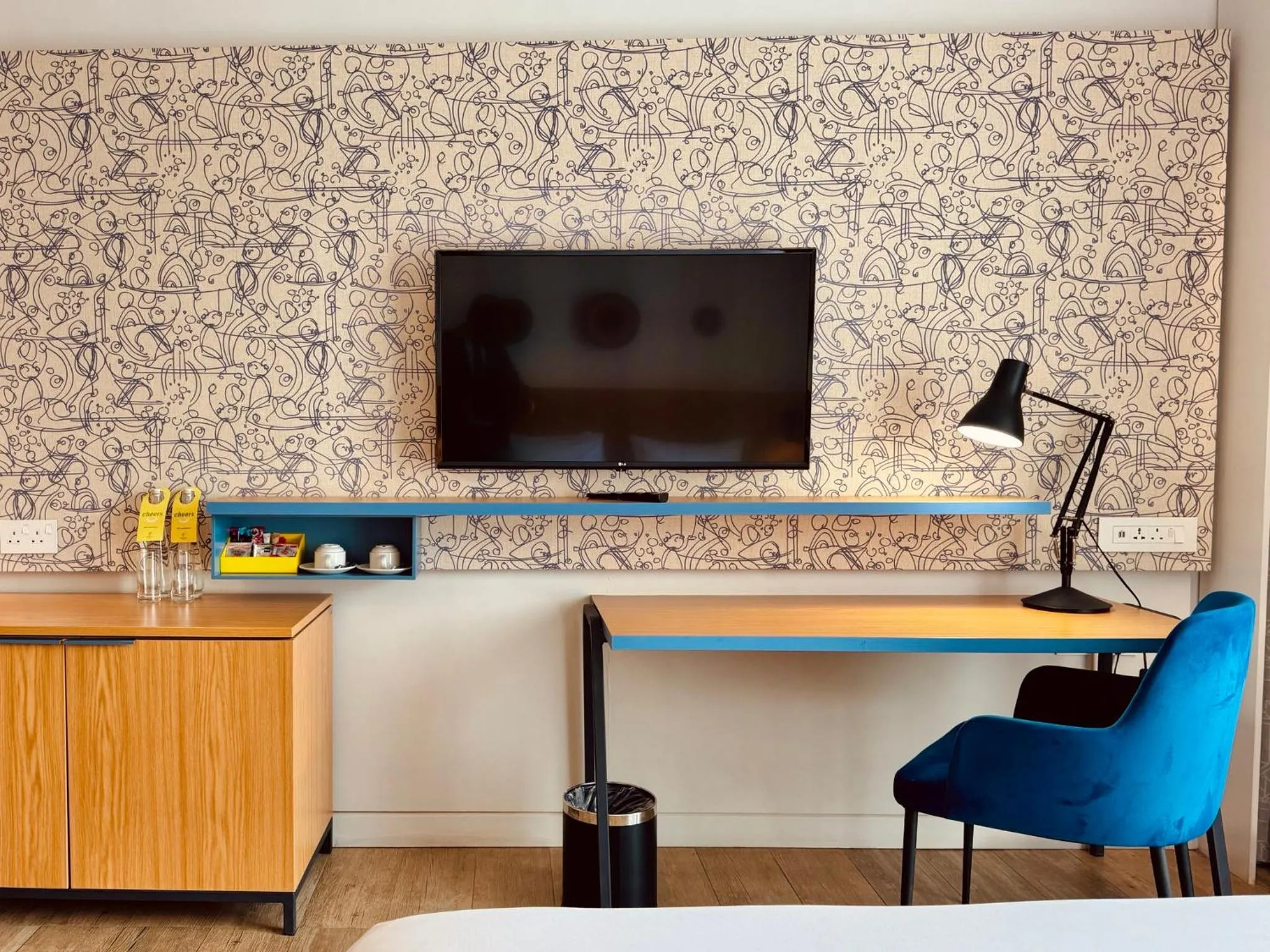 TV and multimedia in Holiday Inn - Lusaka by IHG