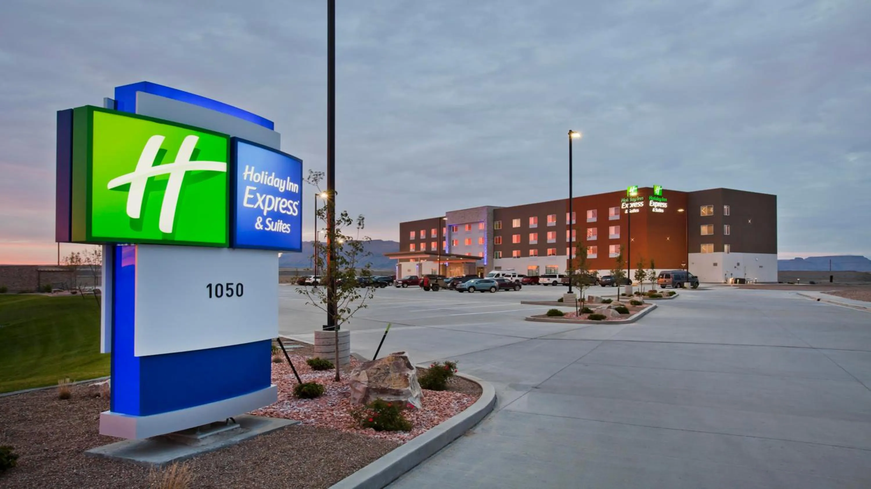 Property Building in Holiday Inn Express and Suites Green River