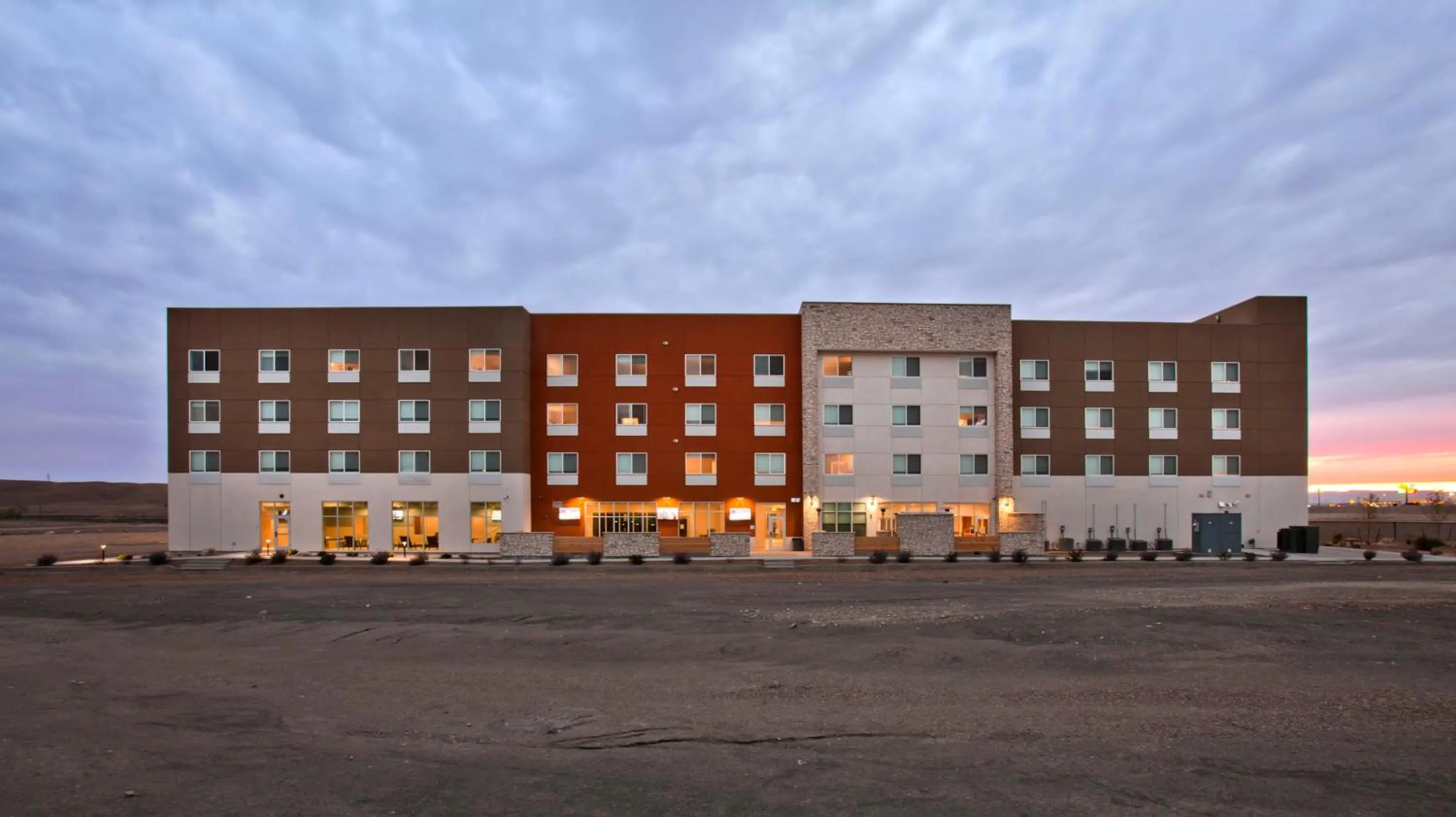 Property Building in Holiday Inn Express and Suites Green River