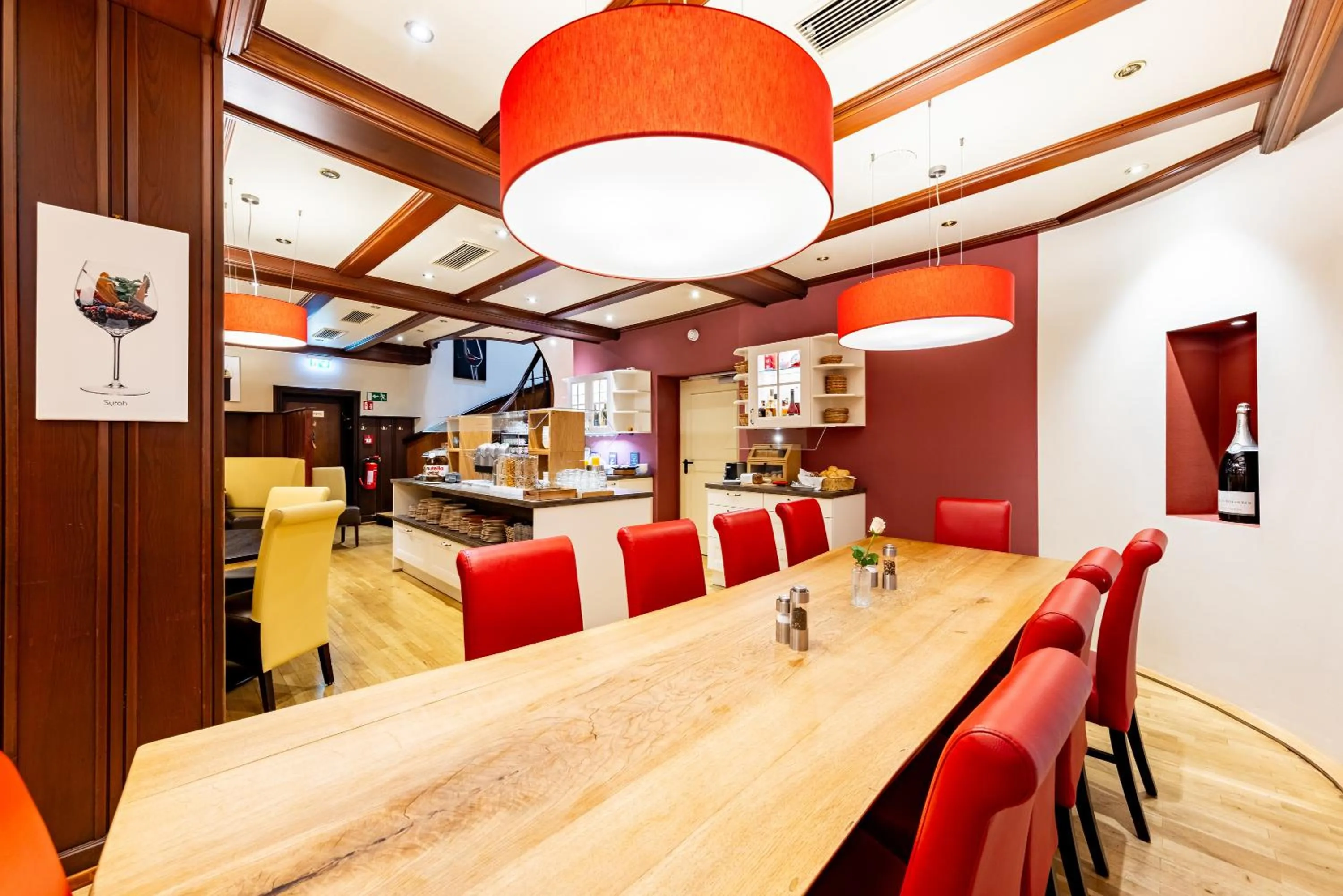 Breakfast in Maingau Hotel