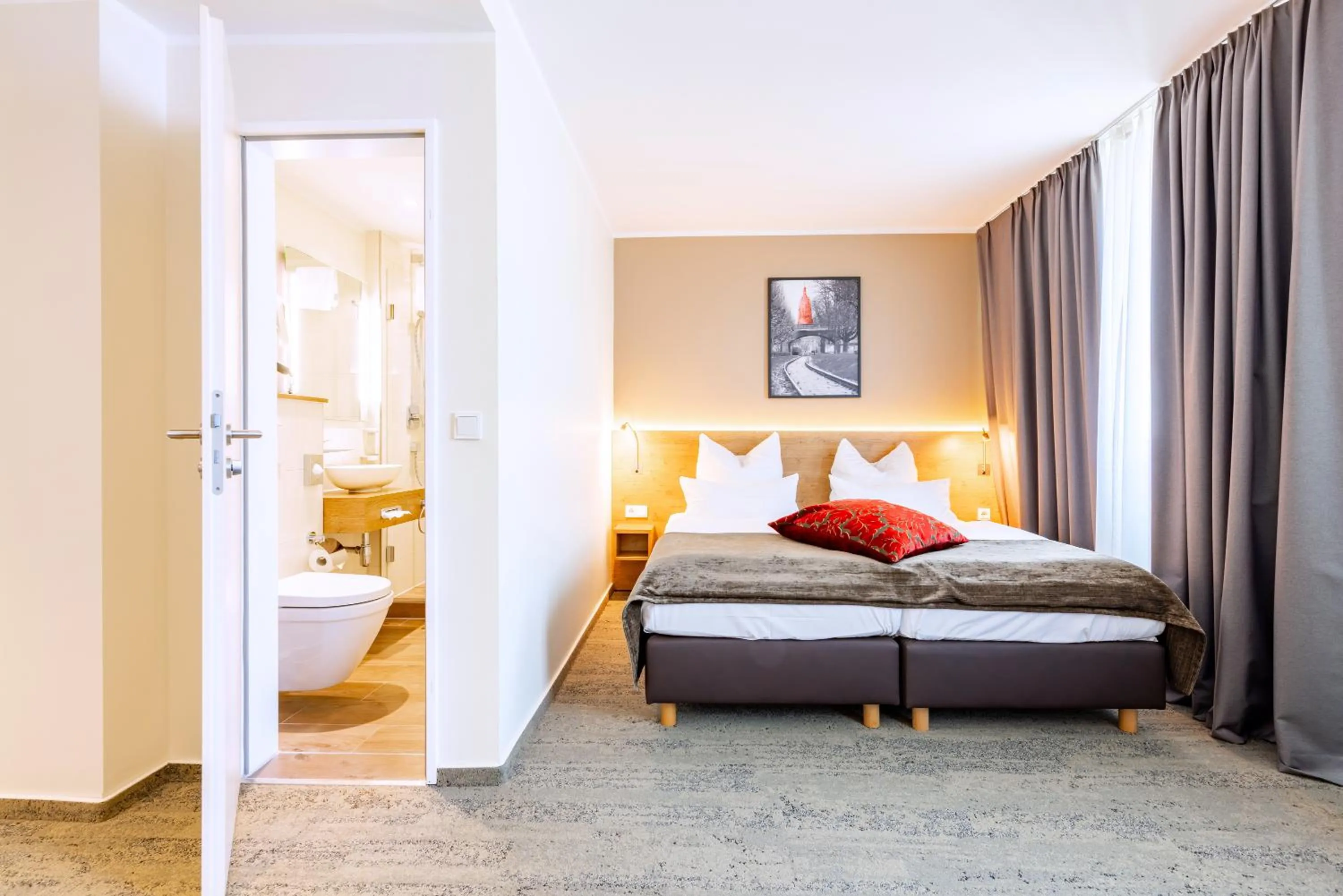 Bed in Maingau Hotel