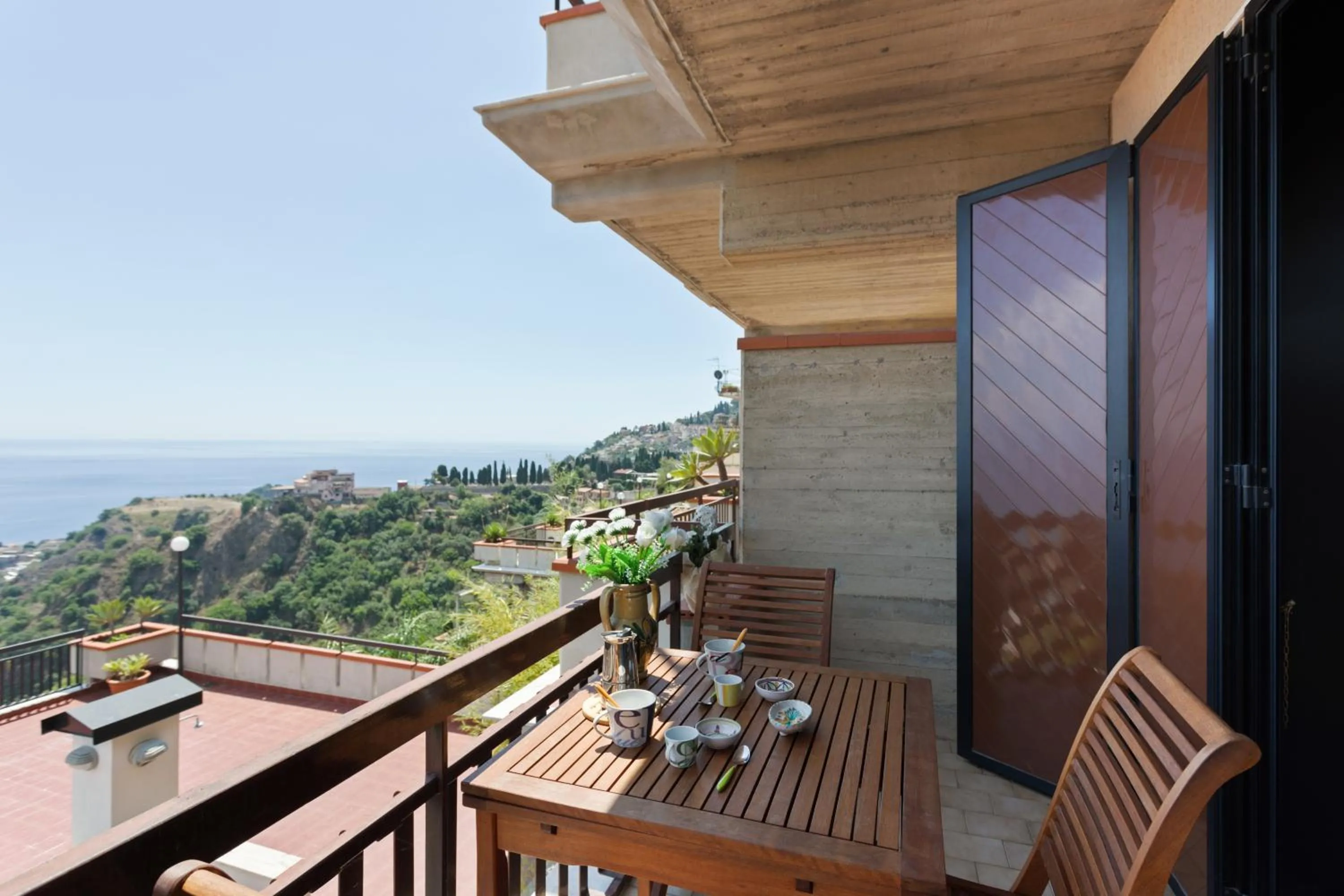 GuestHost - Taormina Panoramic Seaview Apartment