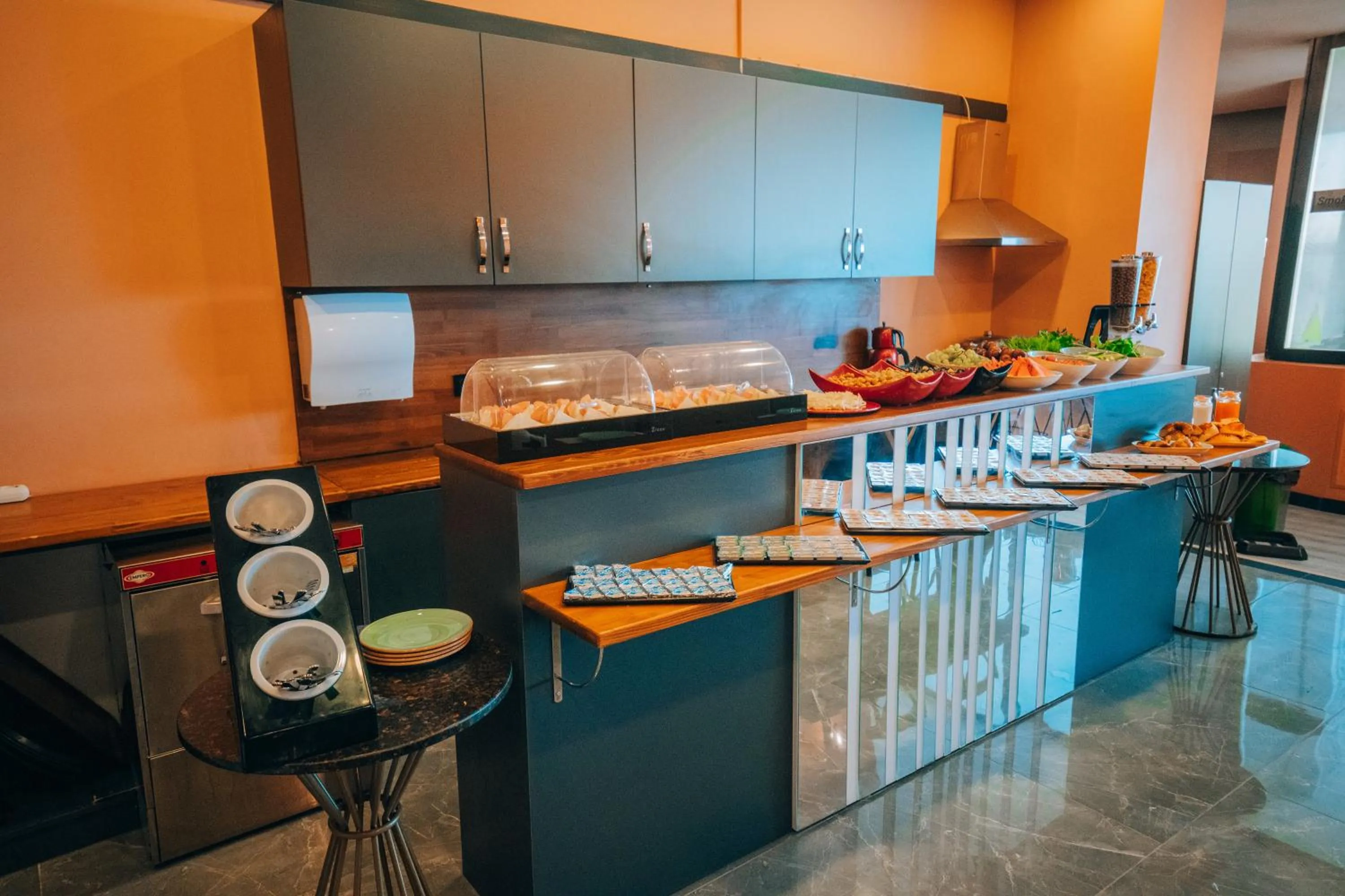 Buffet breakfast in Roof 264 Hotel & Suites