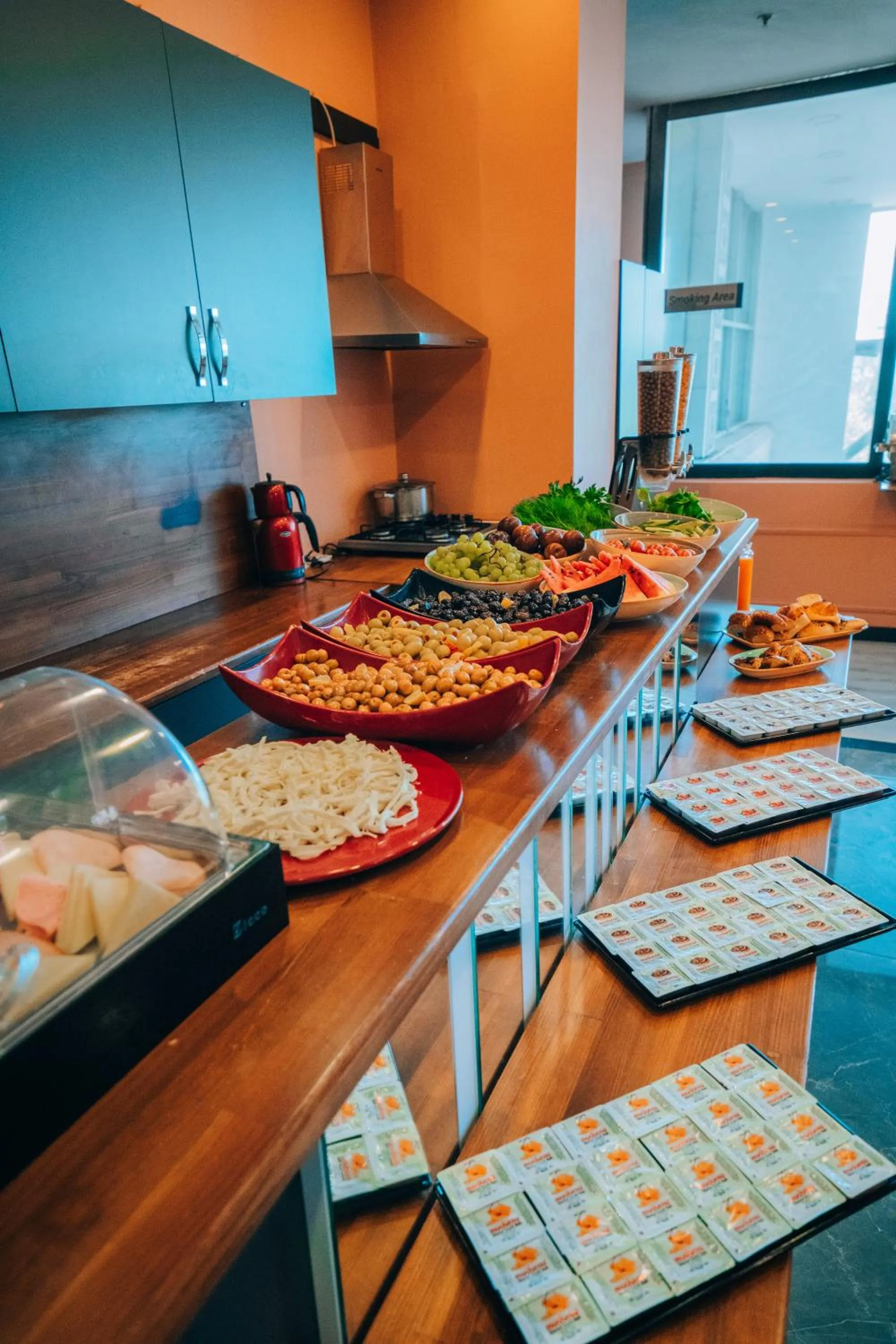 Breakfast in Roof 264 Hotel & Suites