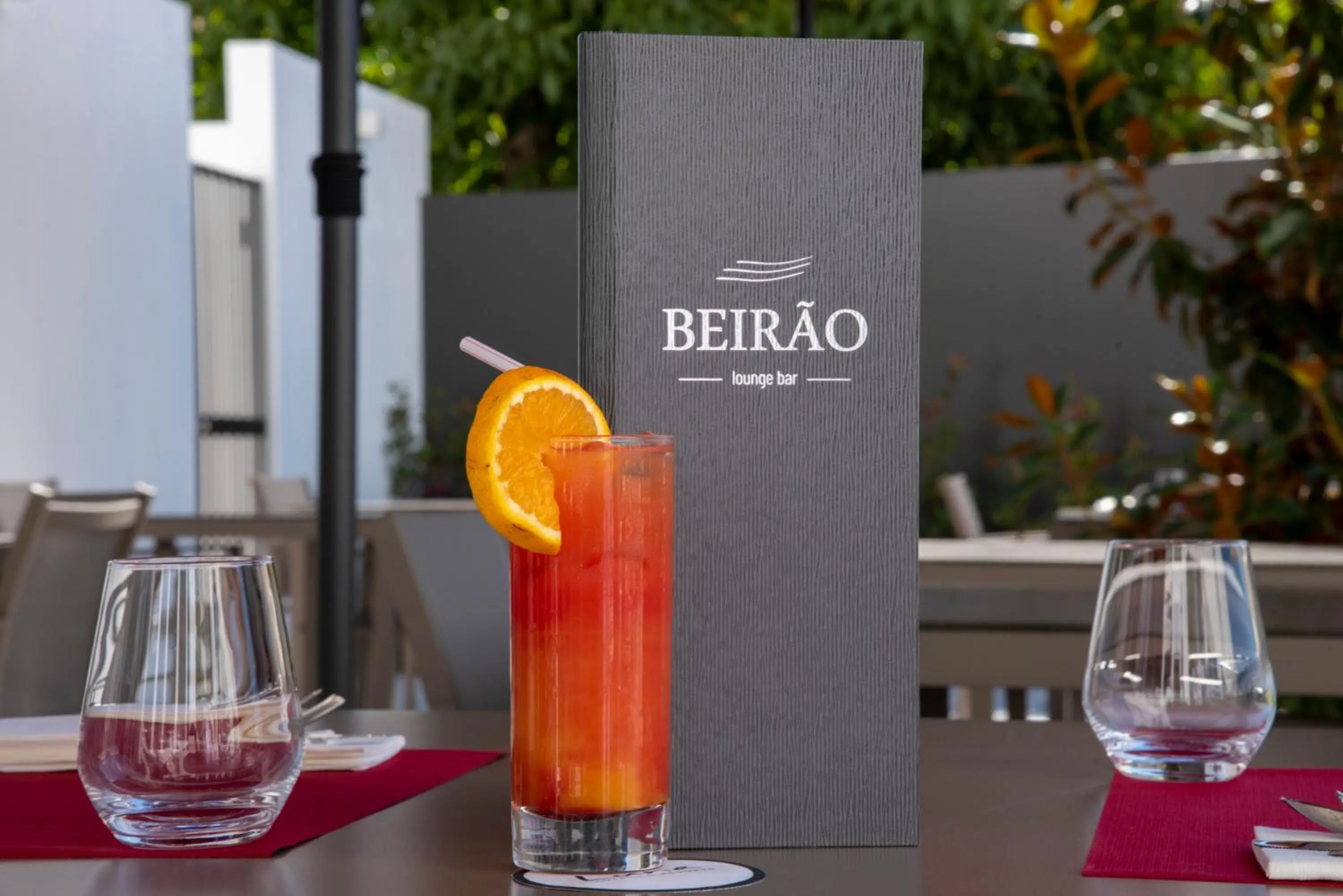 Lounge or bar in Luna Hotel de Tábua