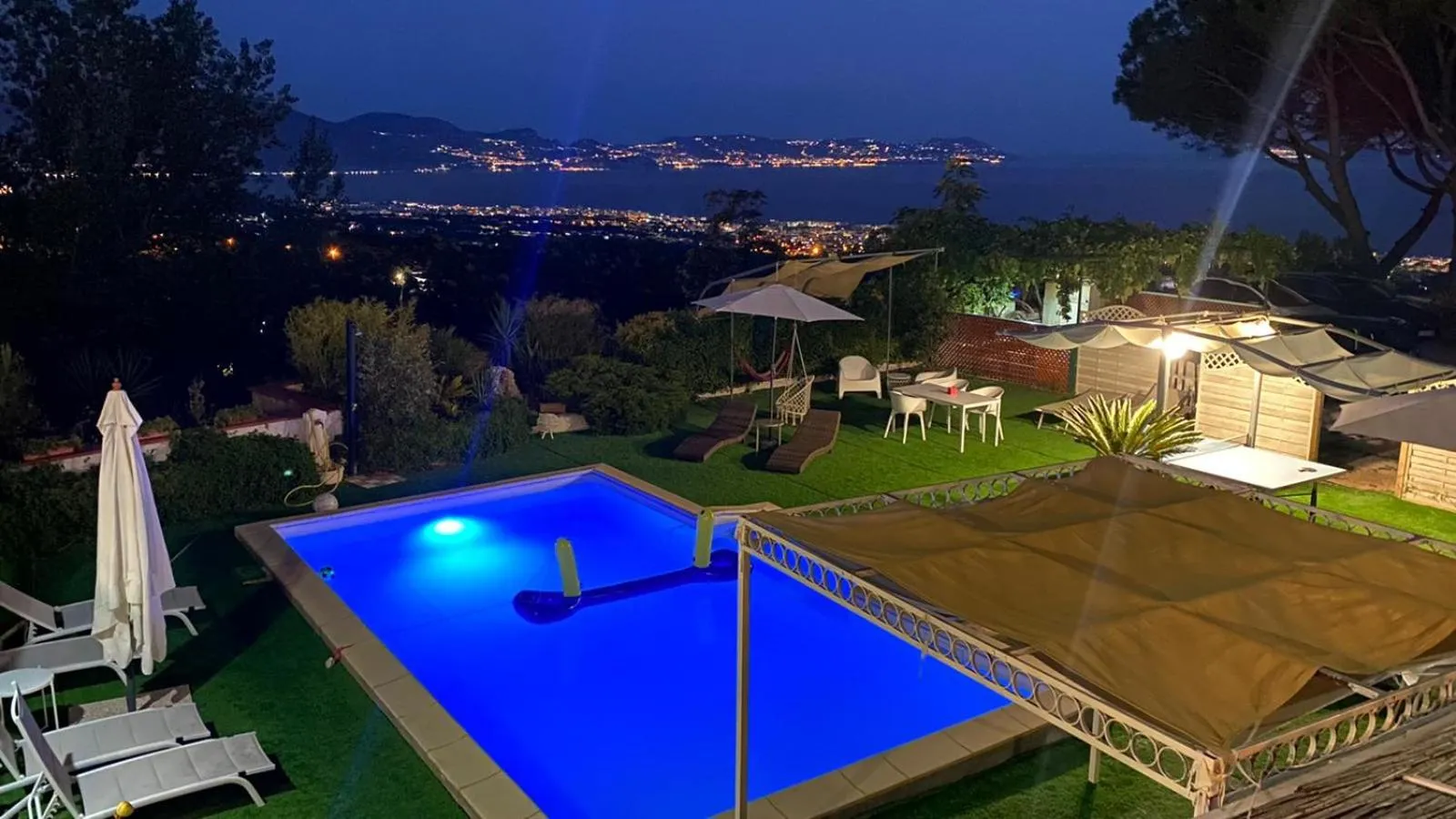 Night in B&B Iolì Vesuvio