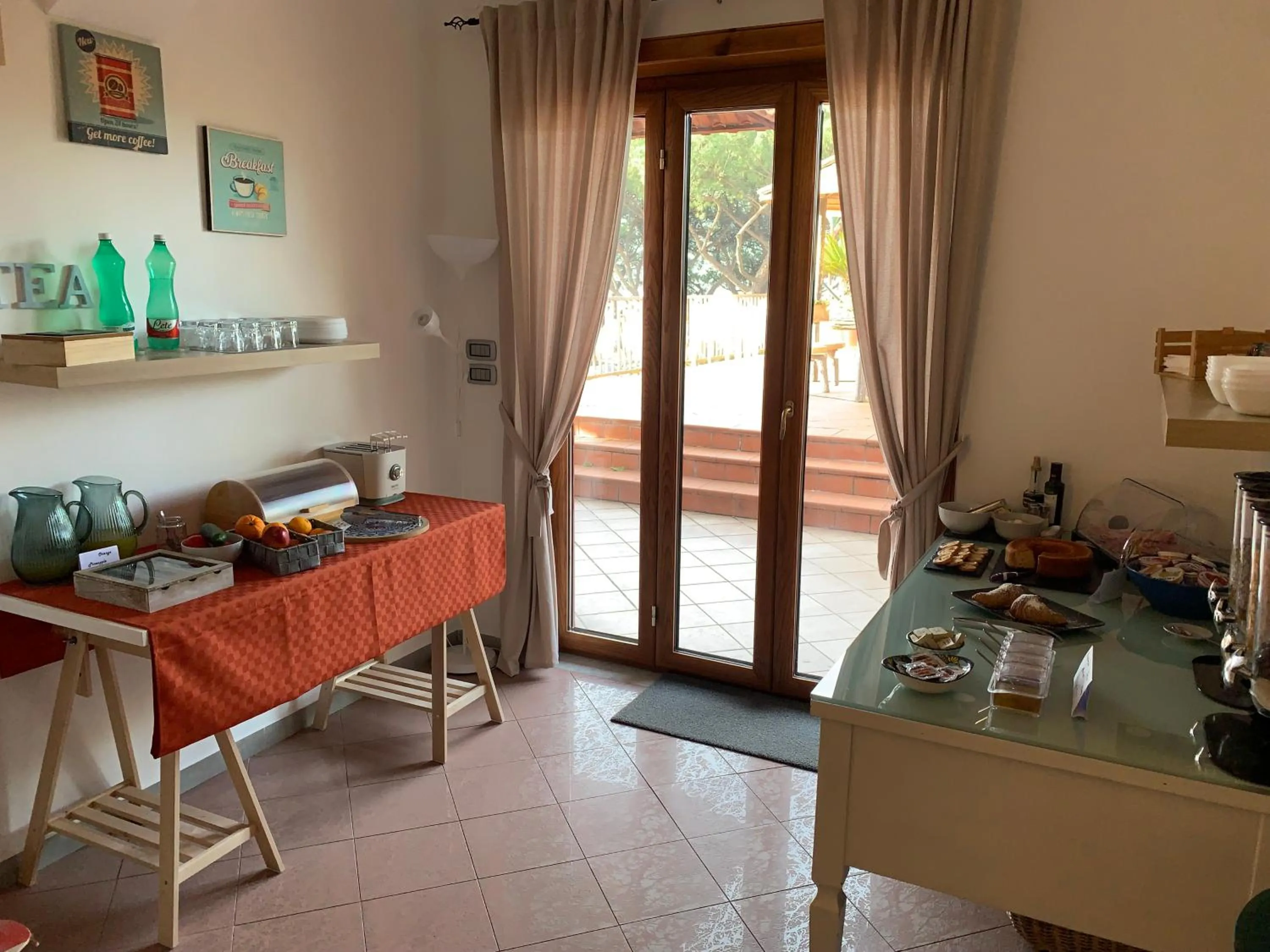 Breakfast in B&B Iolì Vesuvio