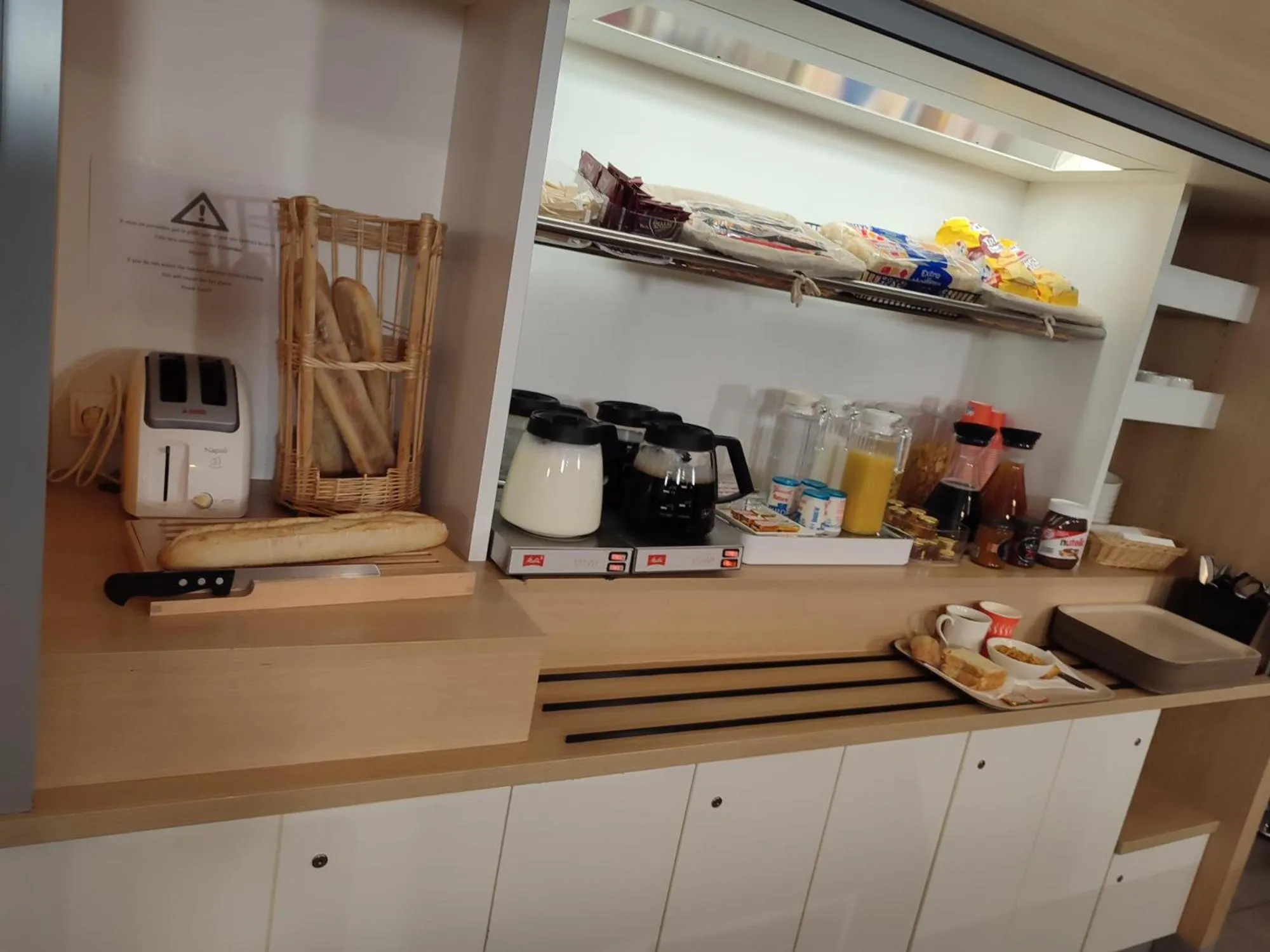 Breakfast in TIP HOTEL CAMBRAI ex HOTEL F1