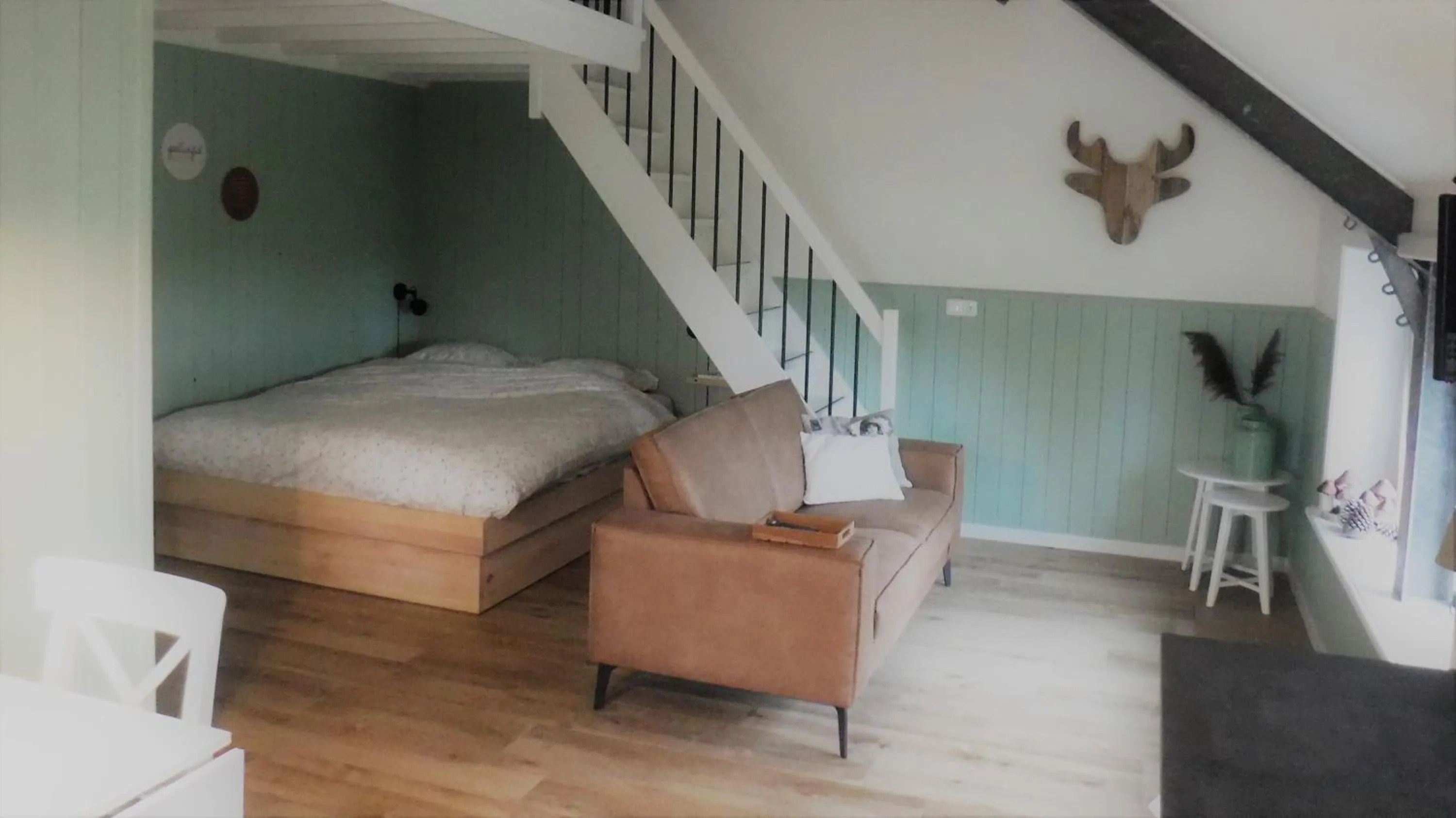 Photo of the whole room, Bed in BenB Erf 9