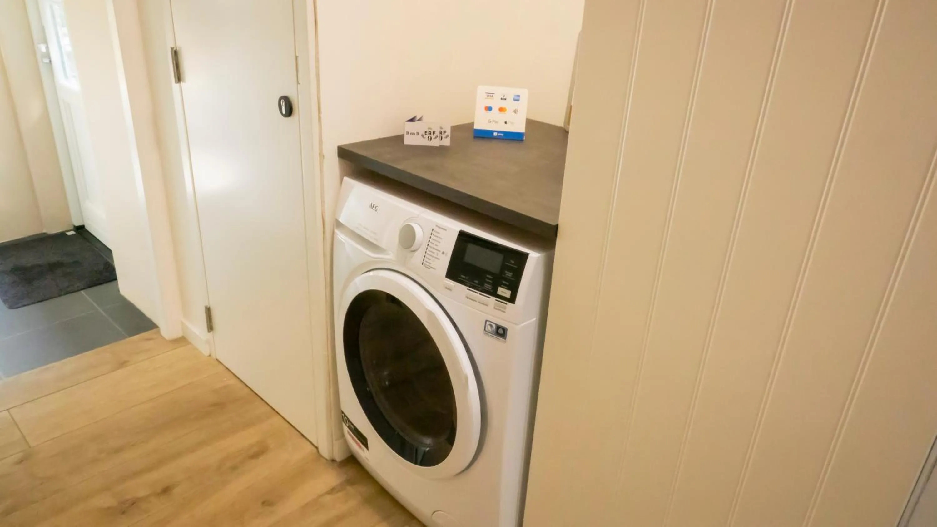 Area and facilities in BenB Erf 9