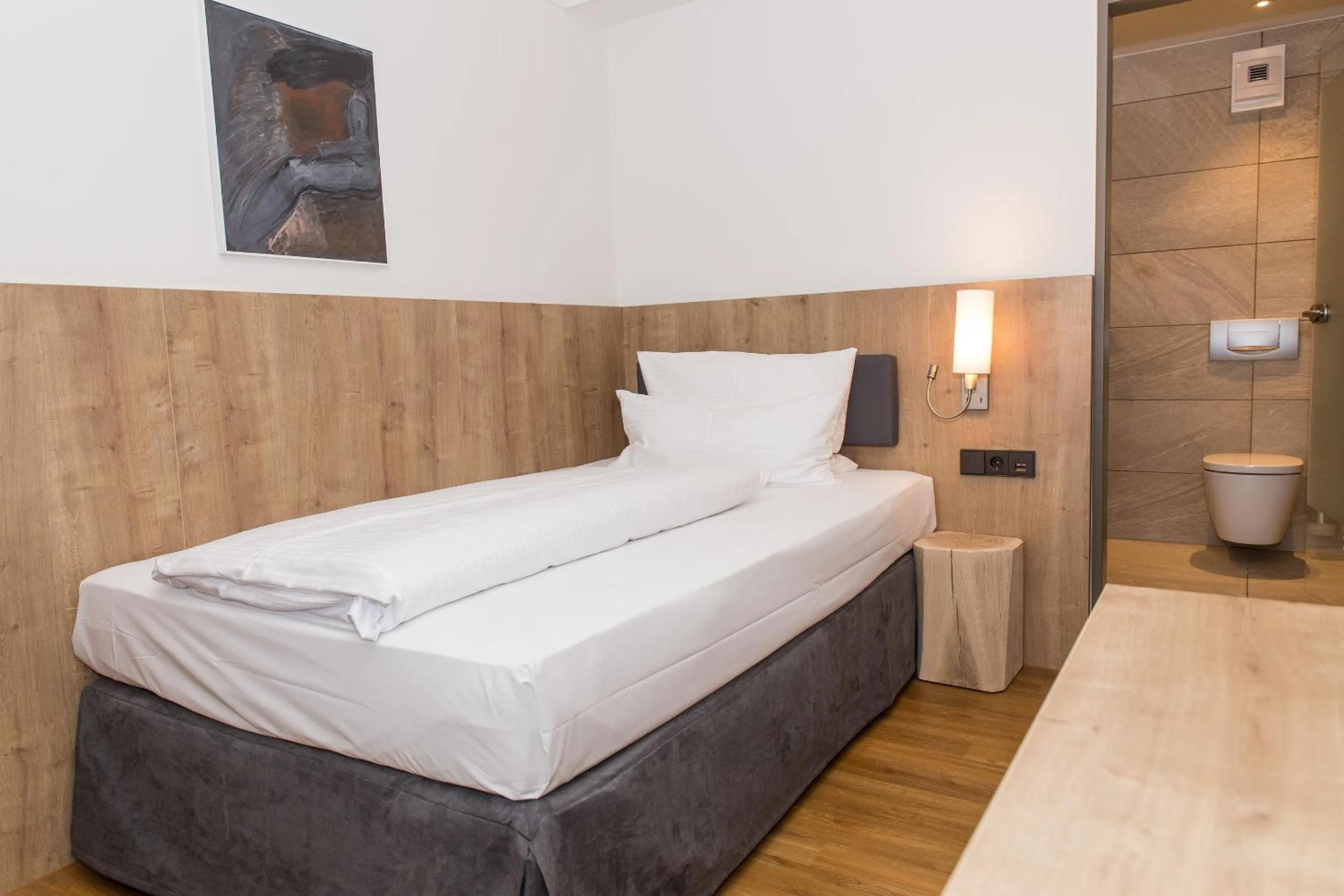 Photo of the whole room, Bed in Hotel Goldenes Rad