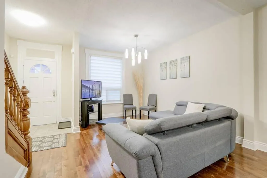 JstLikeHome - Central Suite