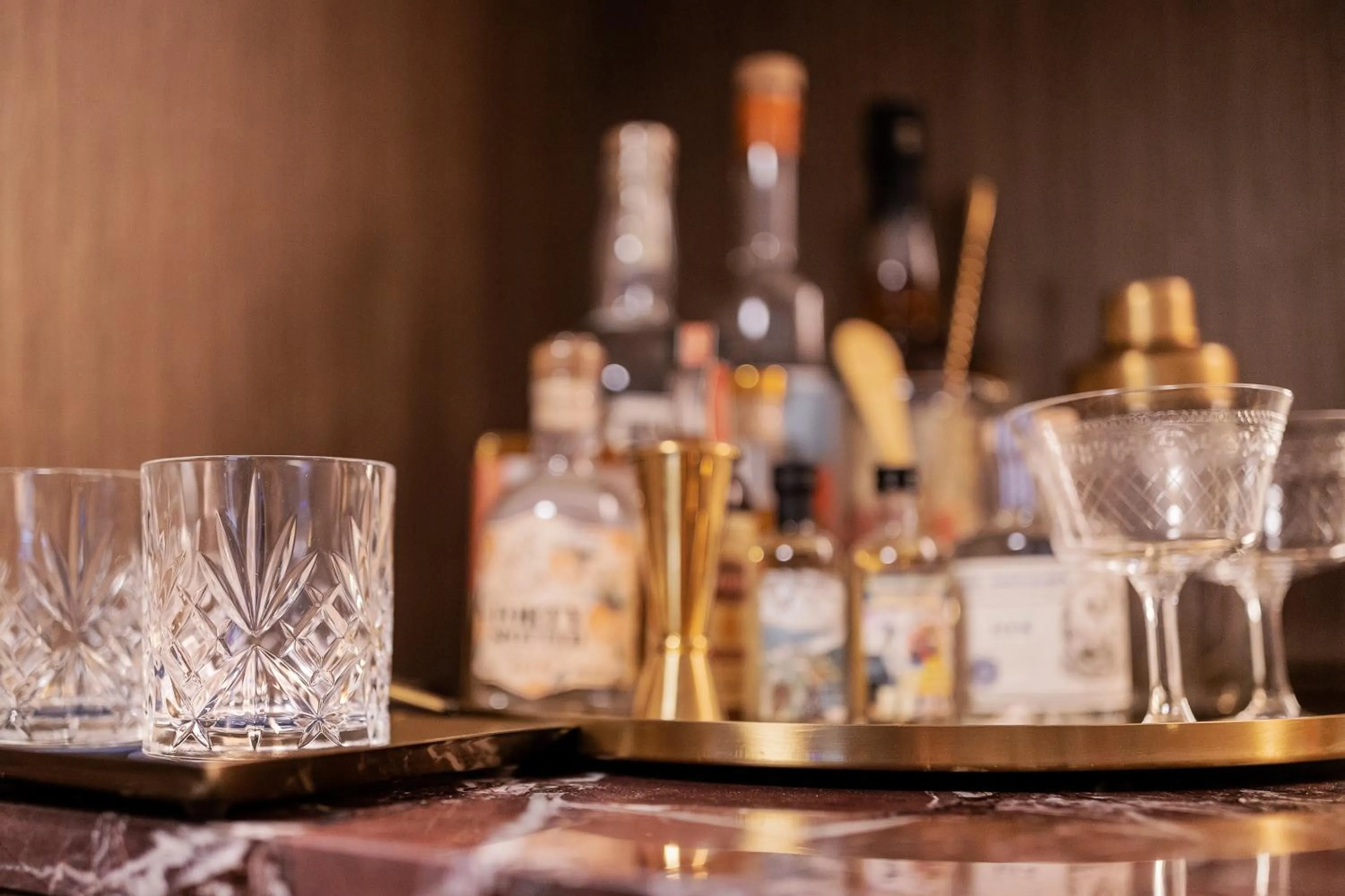 Food and drinks in Next Hotel Melbourne, Curio Collection by Hilton