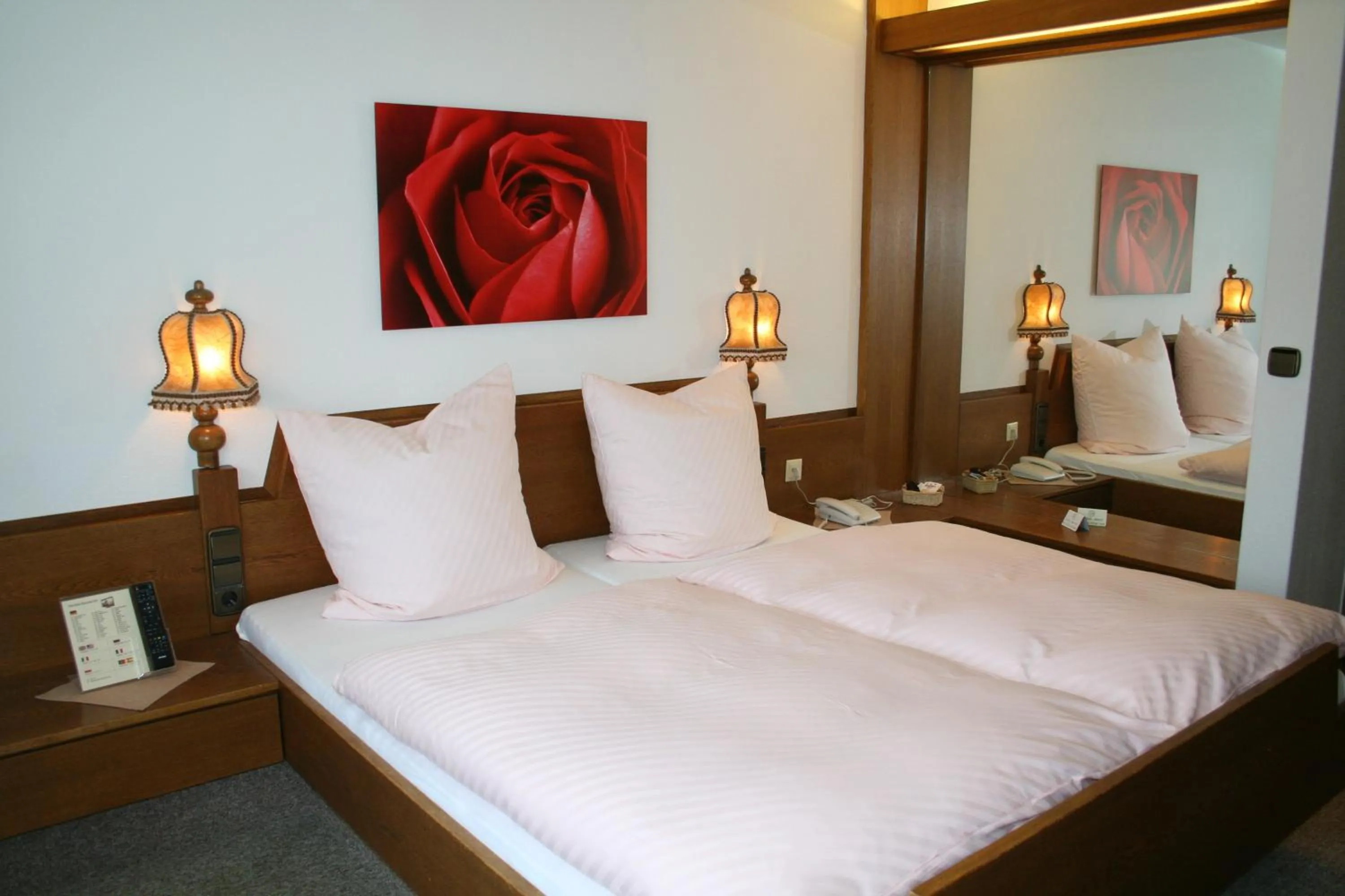 Photo of the whole room, Bed in Beurener Hof