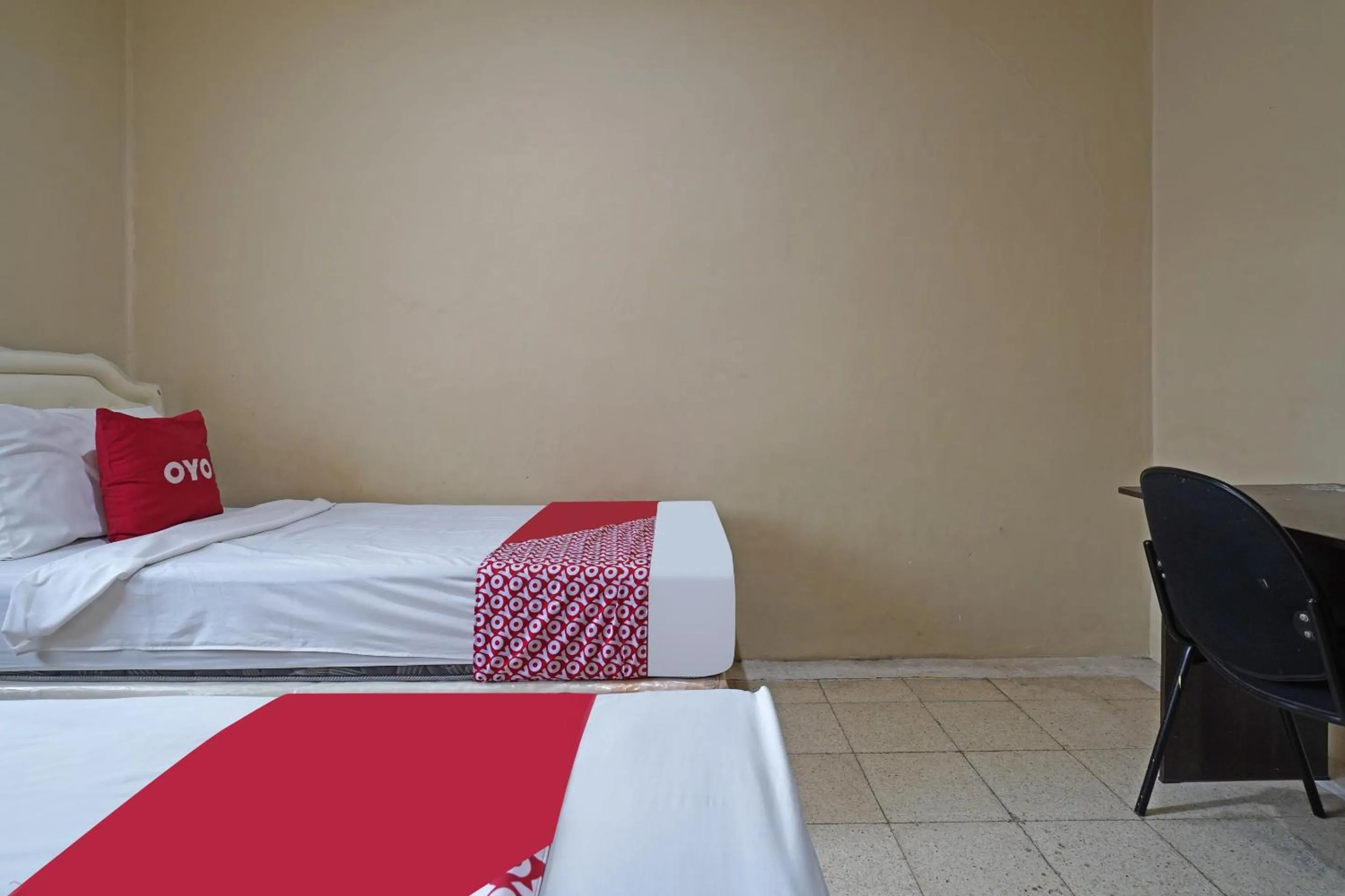 Bedroom, Bed in Hotel O Garden Hostel