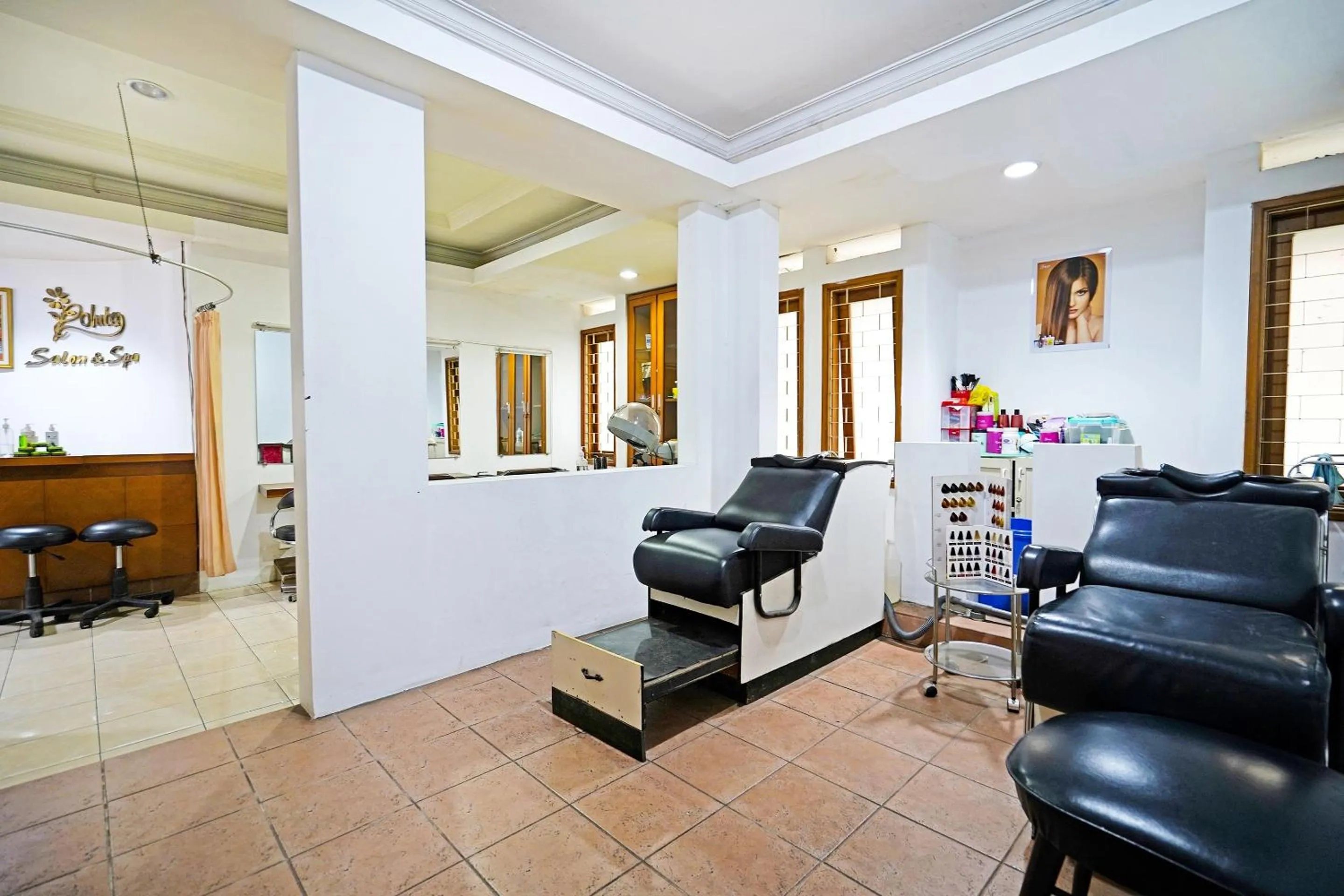 Lobby or reception in Hotel O Garden Hostel