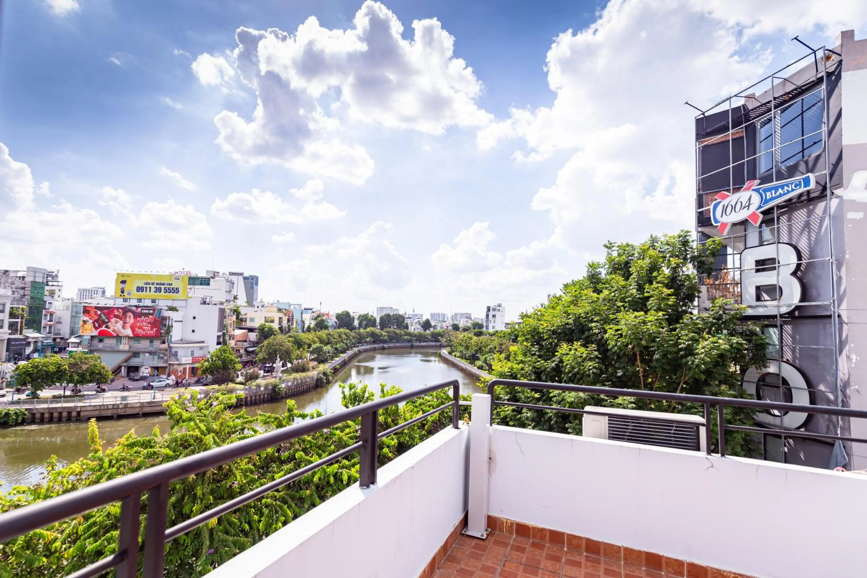 Neighbourhood in Cozy Riverview of Livinginn