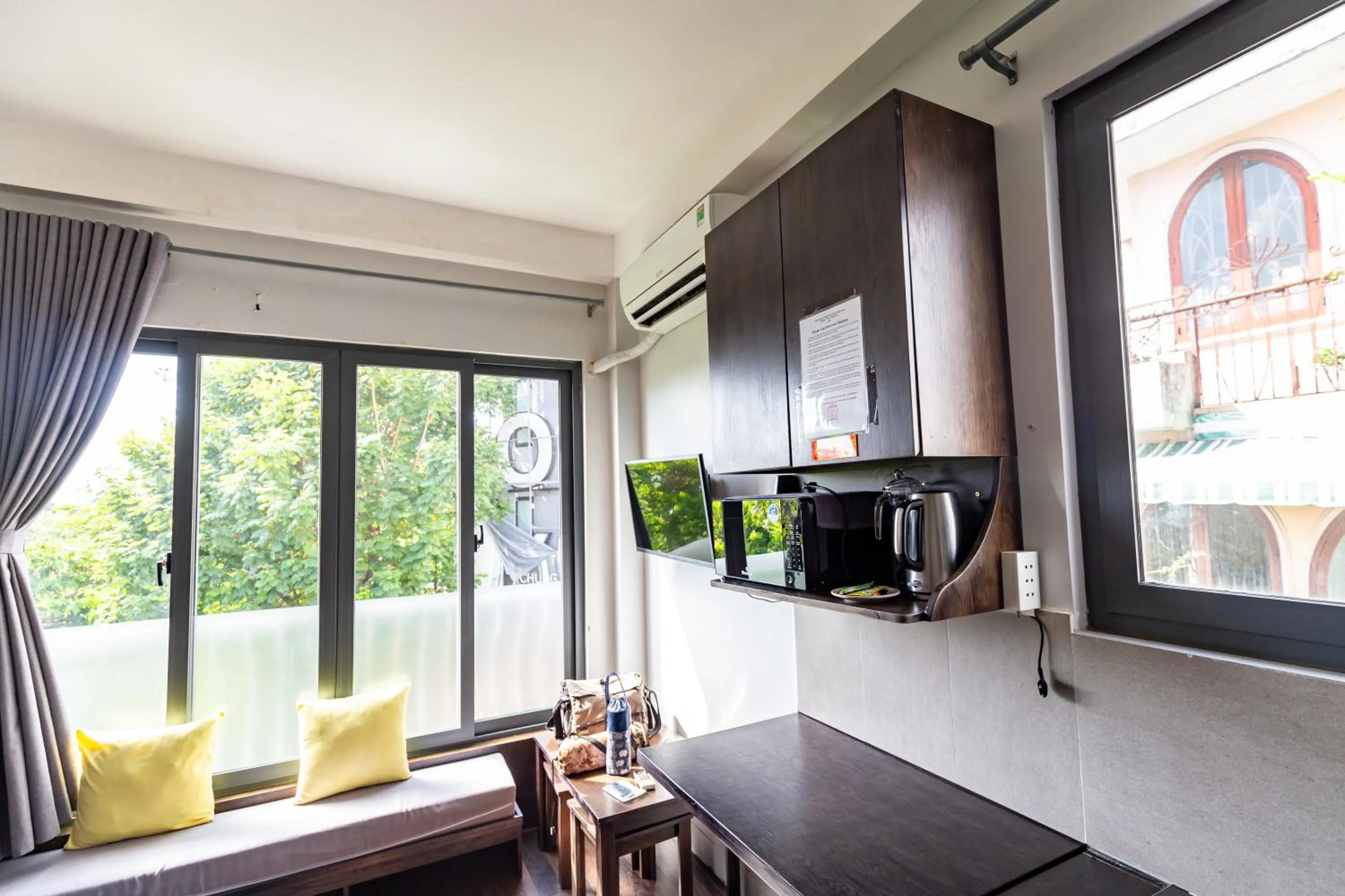 Bedroom in Cozy Riverview of Livinginn