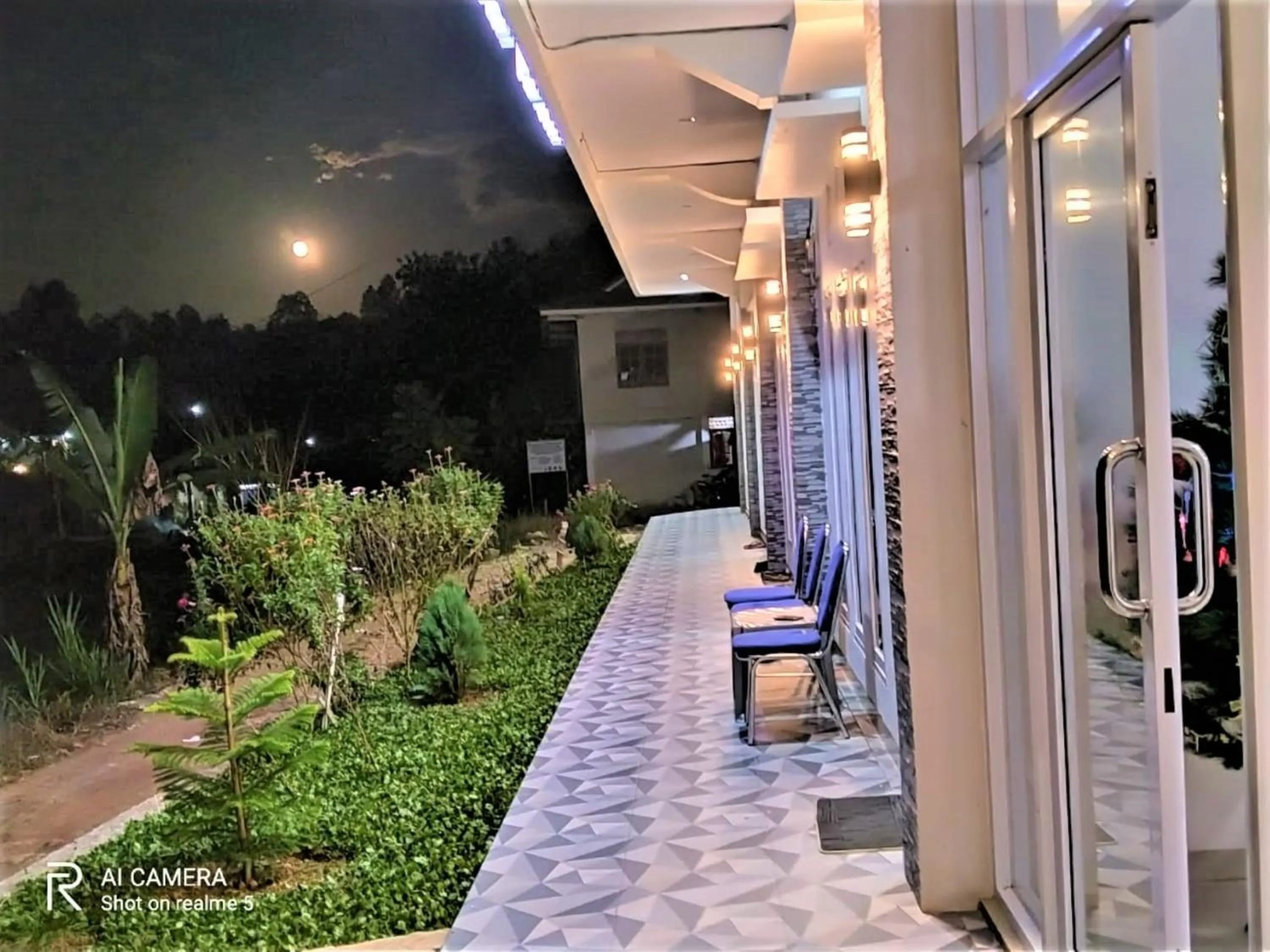 Balcony/Terrace in Wisma Maestro Toraja Mitra RedDoorz