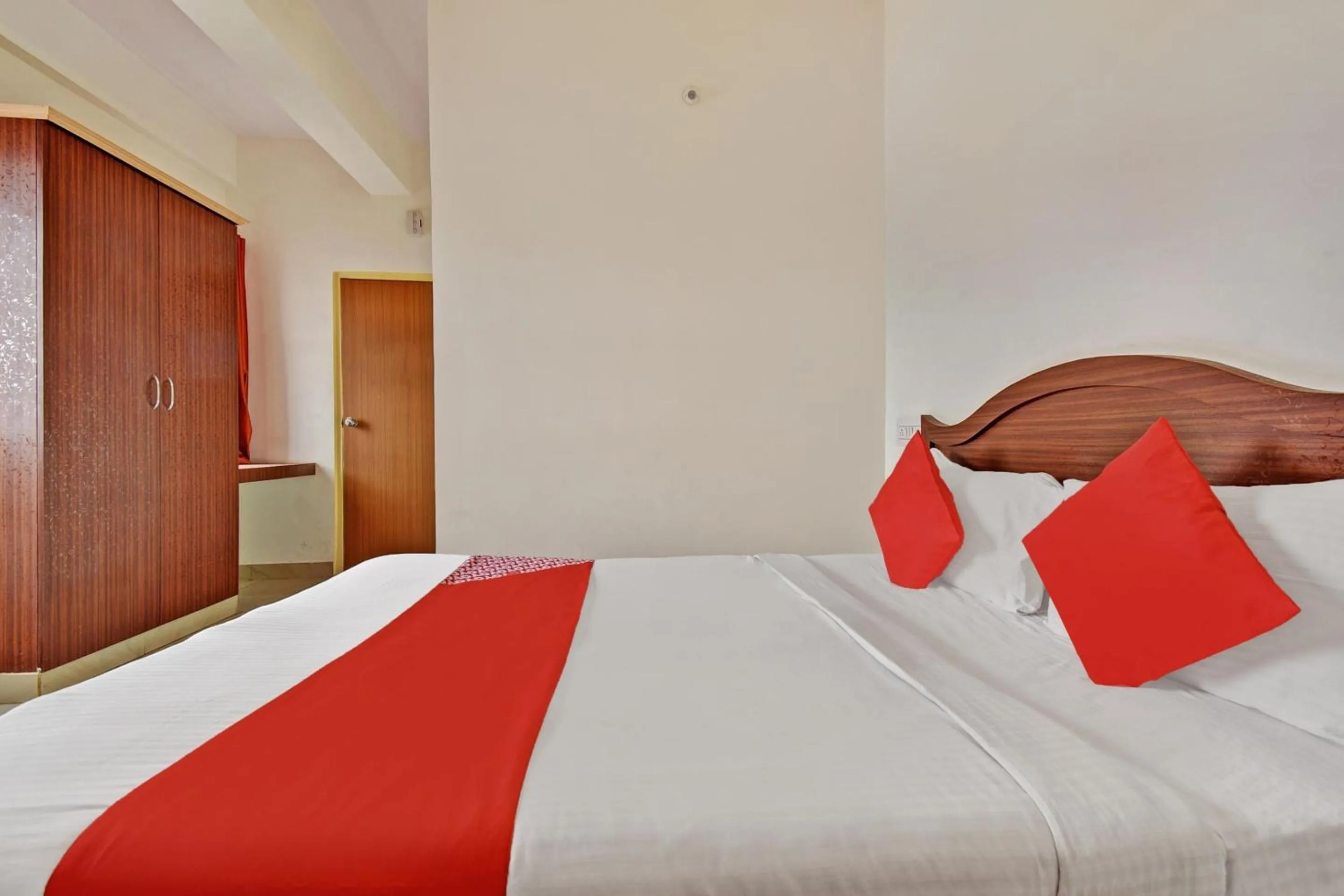 Bedroom, Bed in Hotel O K N Residency