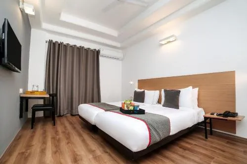 Hotel O Elite